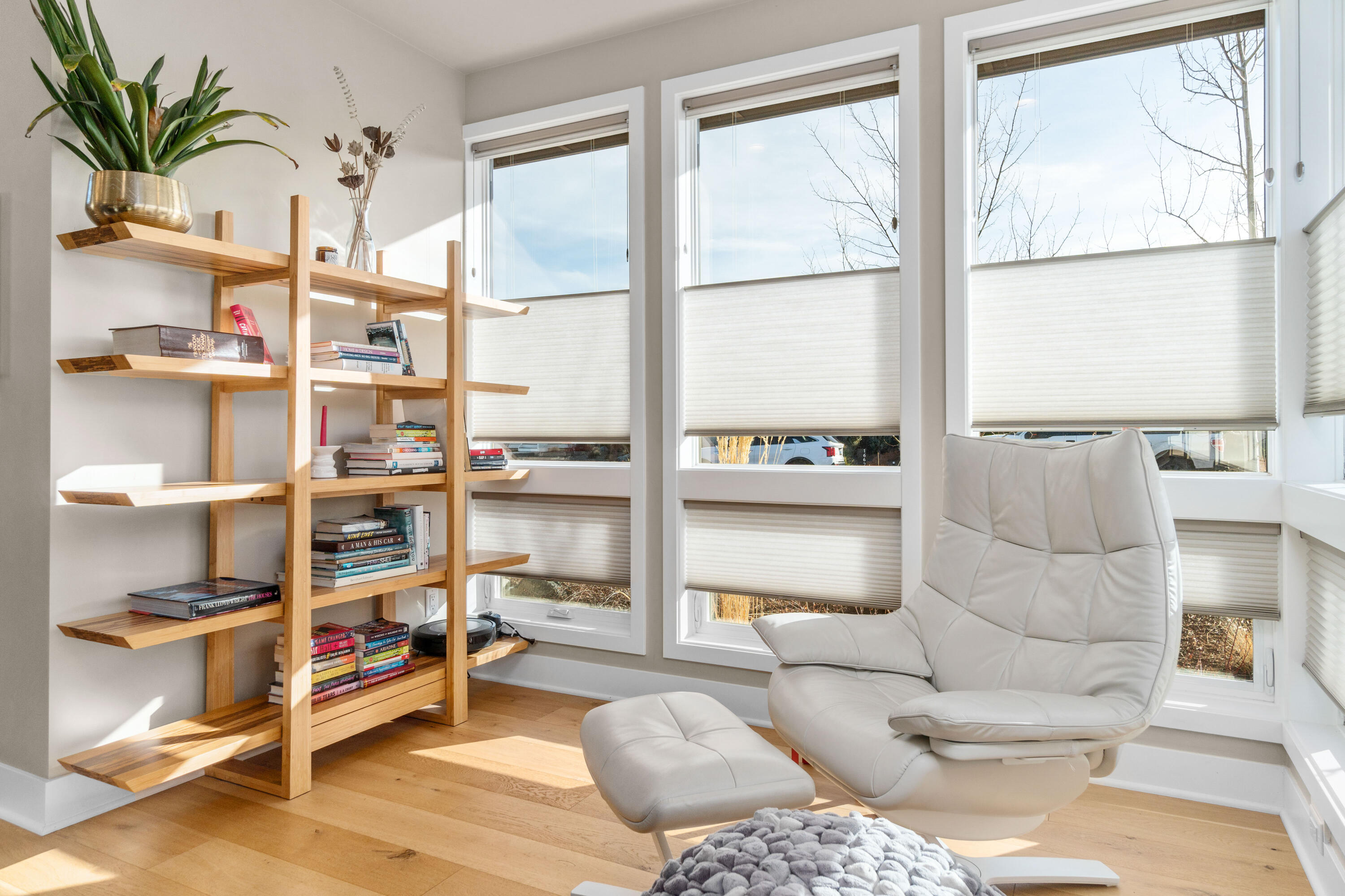 1663 NW Fields Street