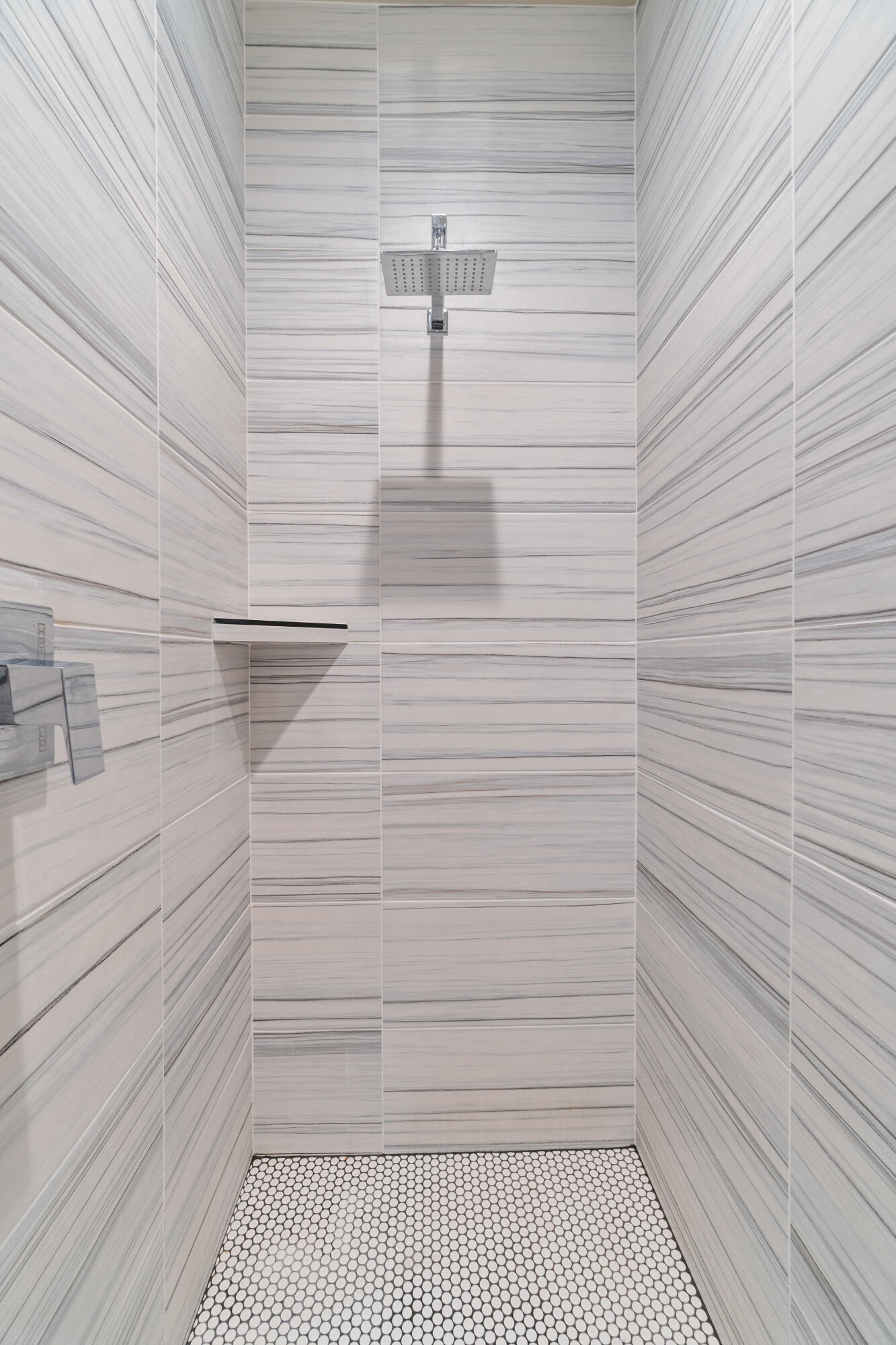 1663 NW Fields Street