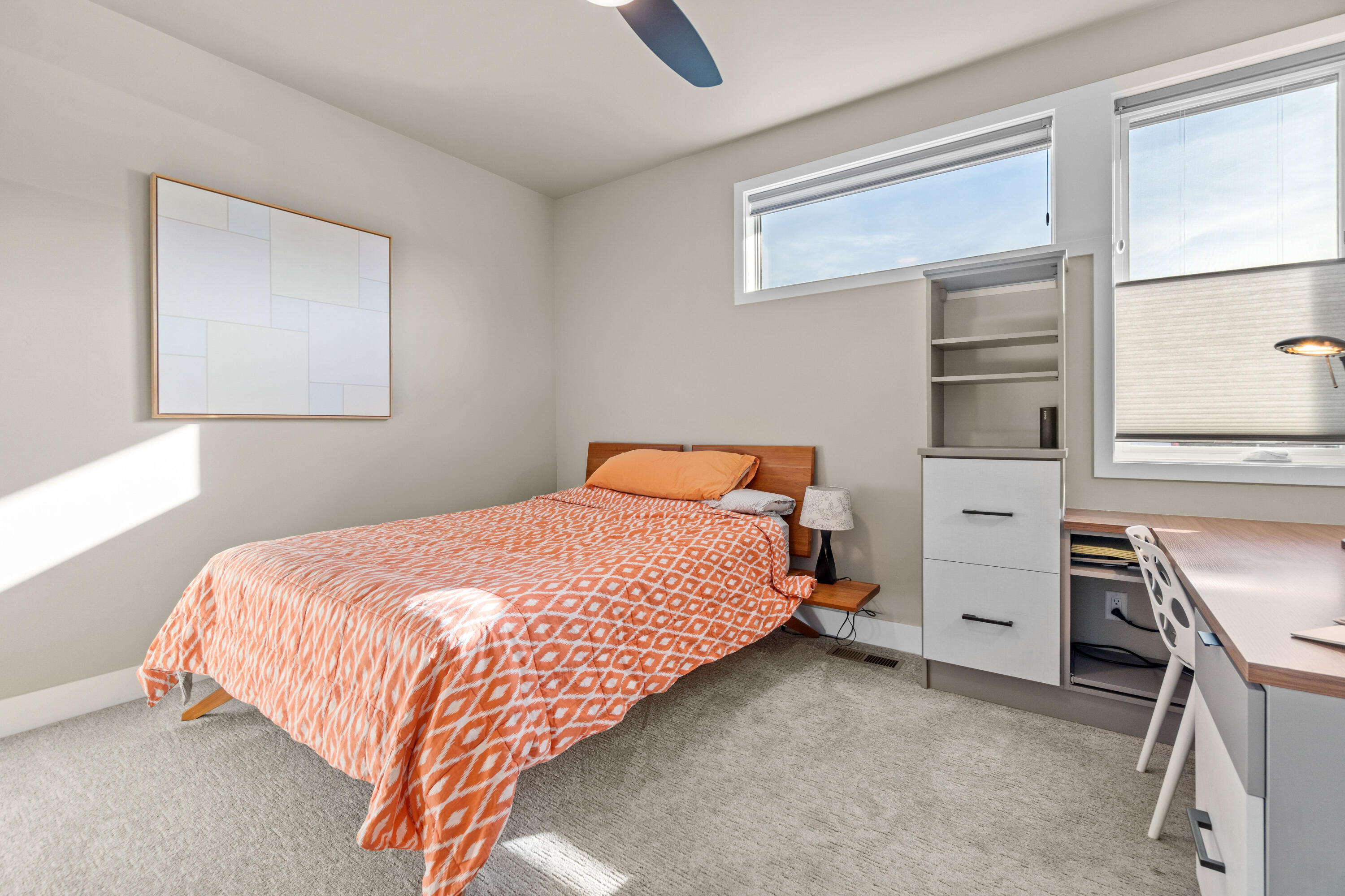 1663 NW Fields Street