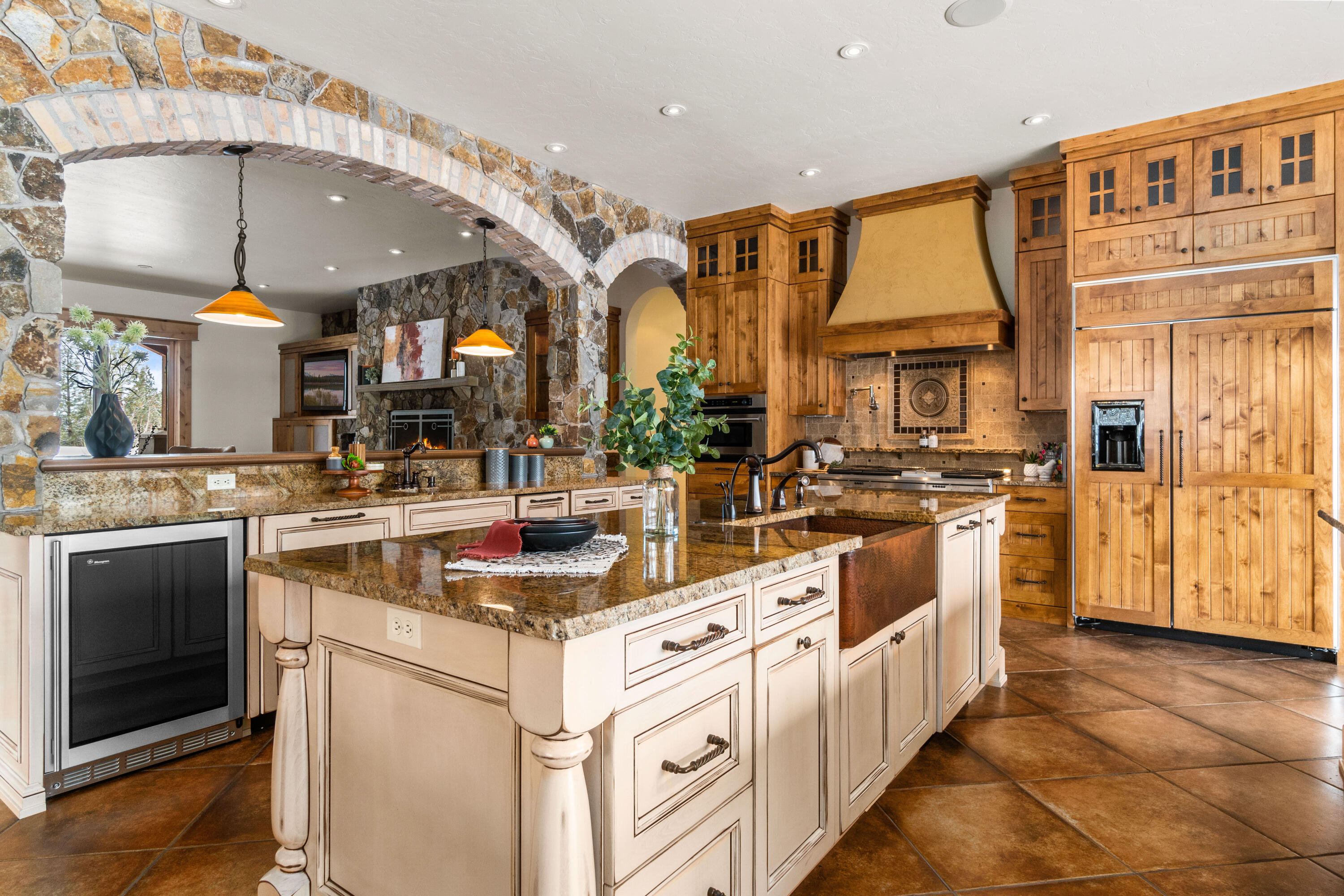 61454 Cultus Lake Court