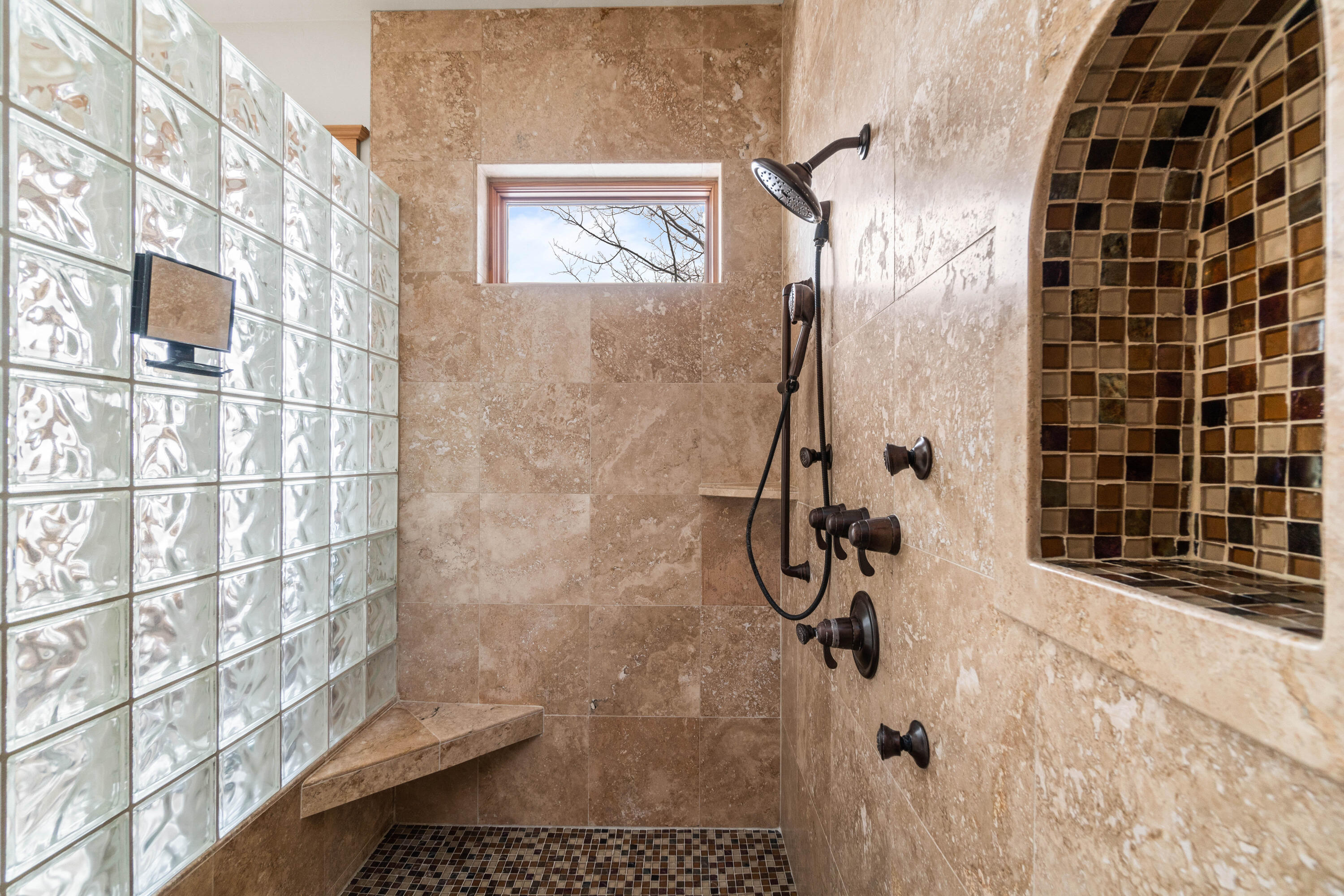 61454 Cultus Lake Court