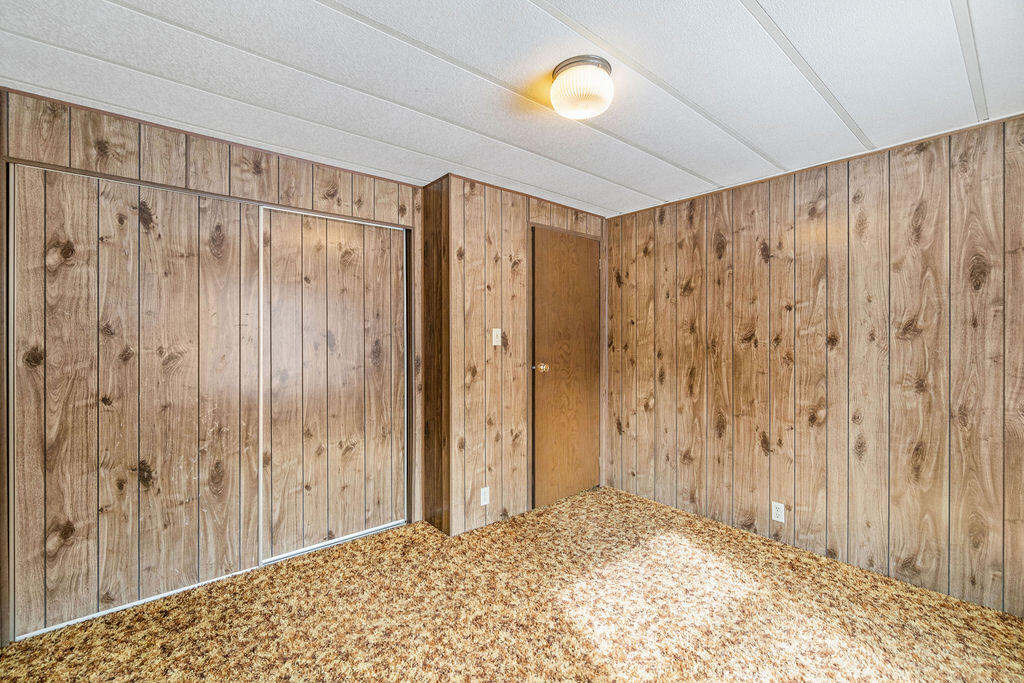 60924 McMullin Drive