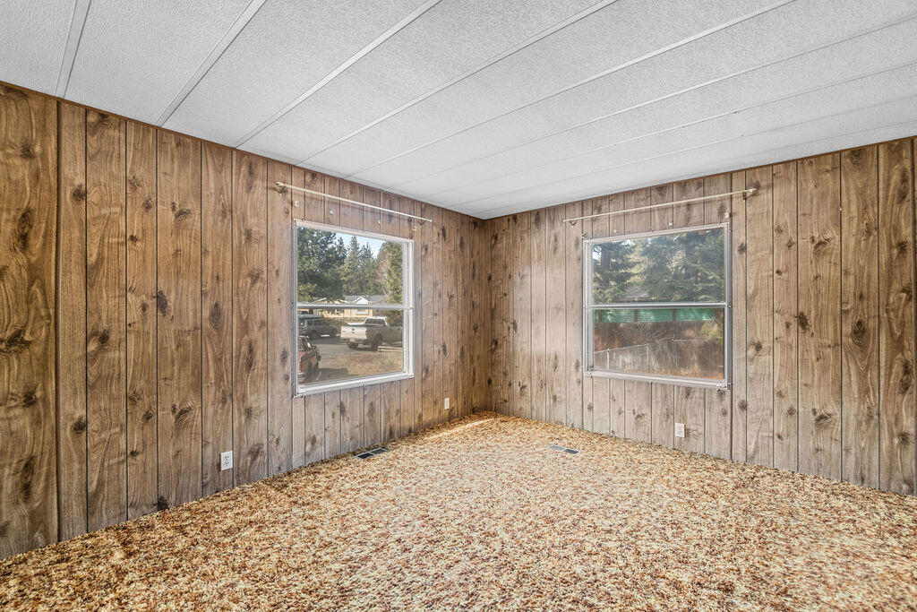 60924 McMullin Drive