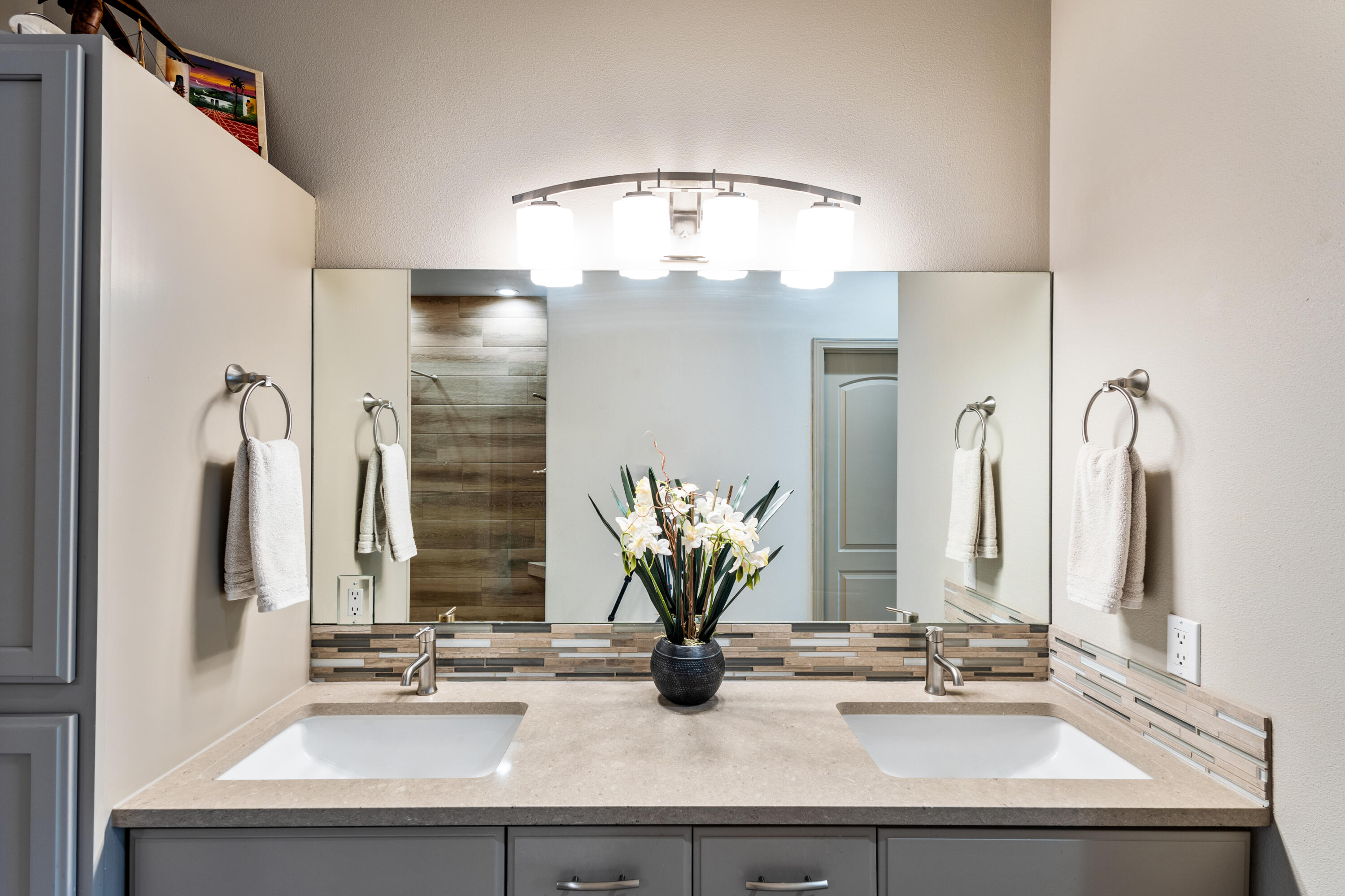 3047 NW Golf View Drive