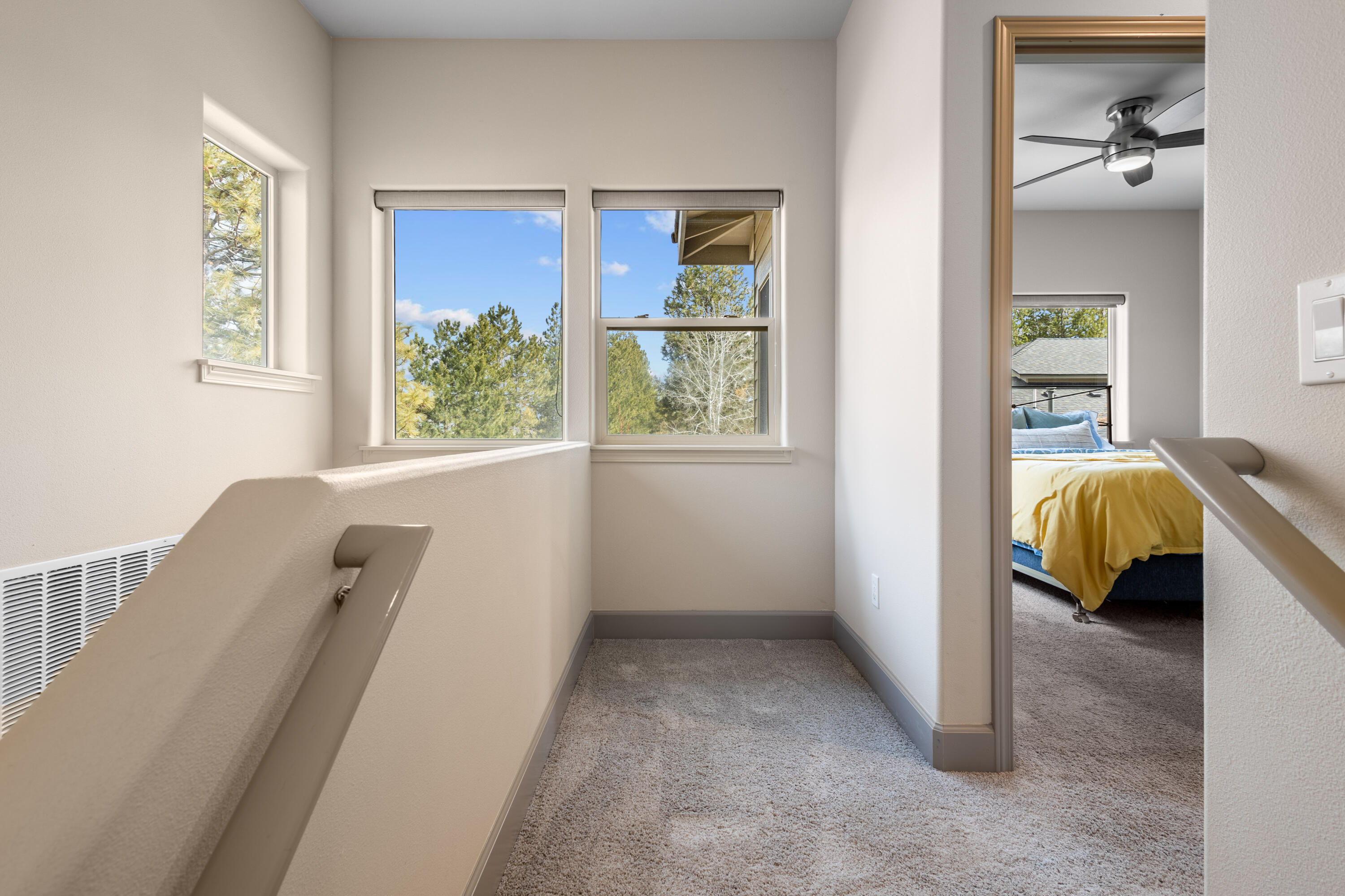 3047 NW Golf View Drive