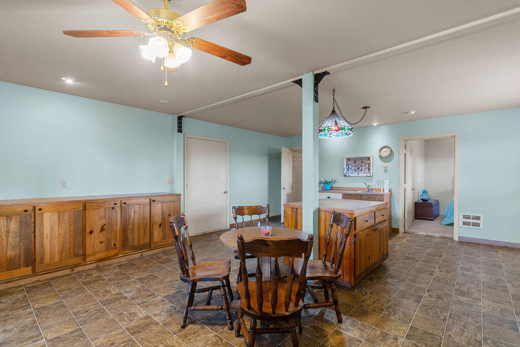 18030 SW Mount Adams Loop