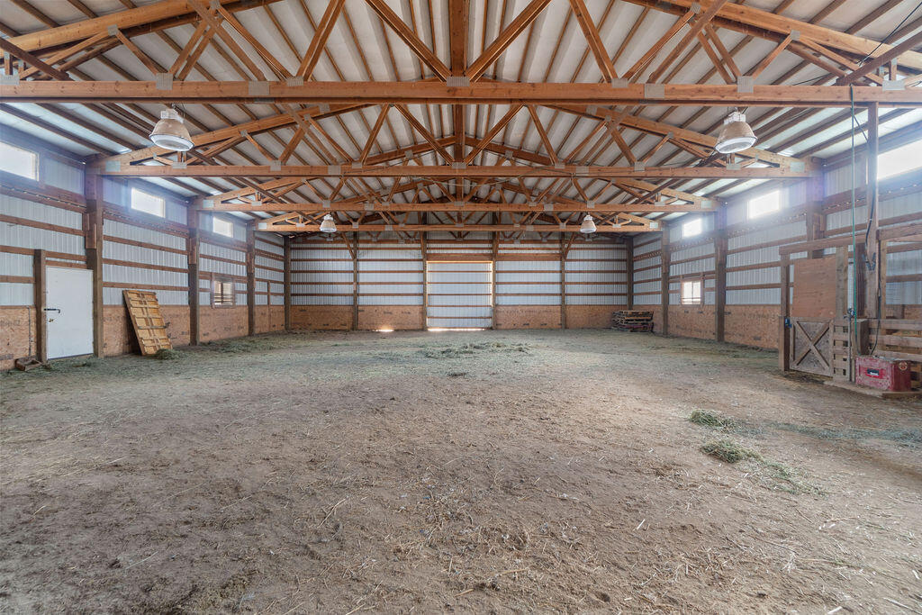 18030 SW Mount Adams Loop