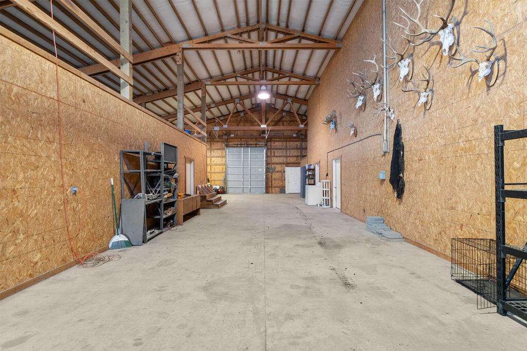 18030 SW Mount Adams Loop