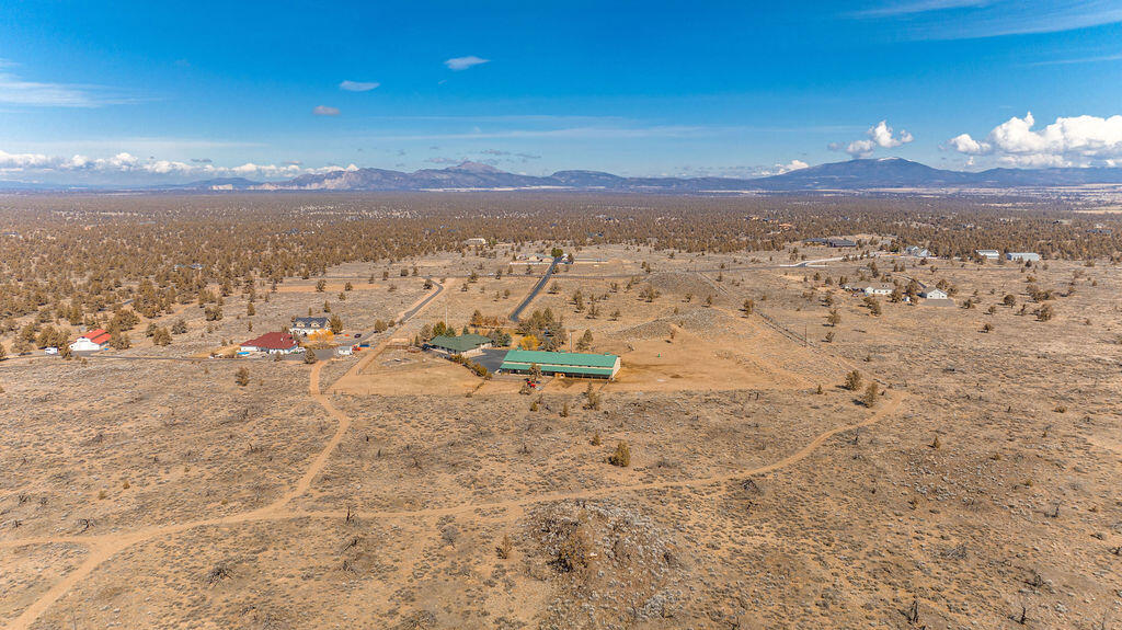 18030 SW Mount Adams Loop