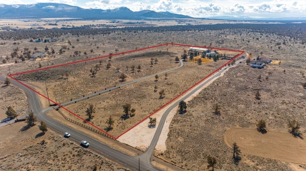 18030 SW Mount Adams Loop