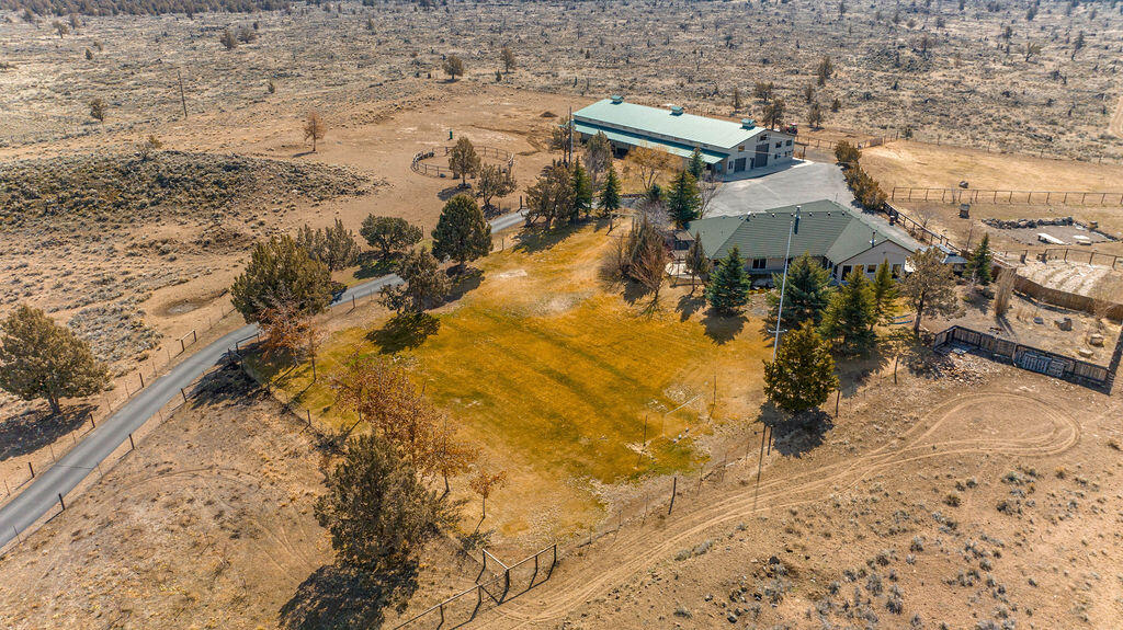 18030 SW Mount Adams Loop