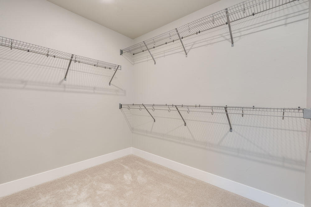 3783 NE Petrosa Avenue