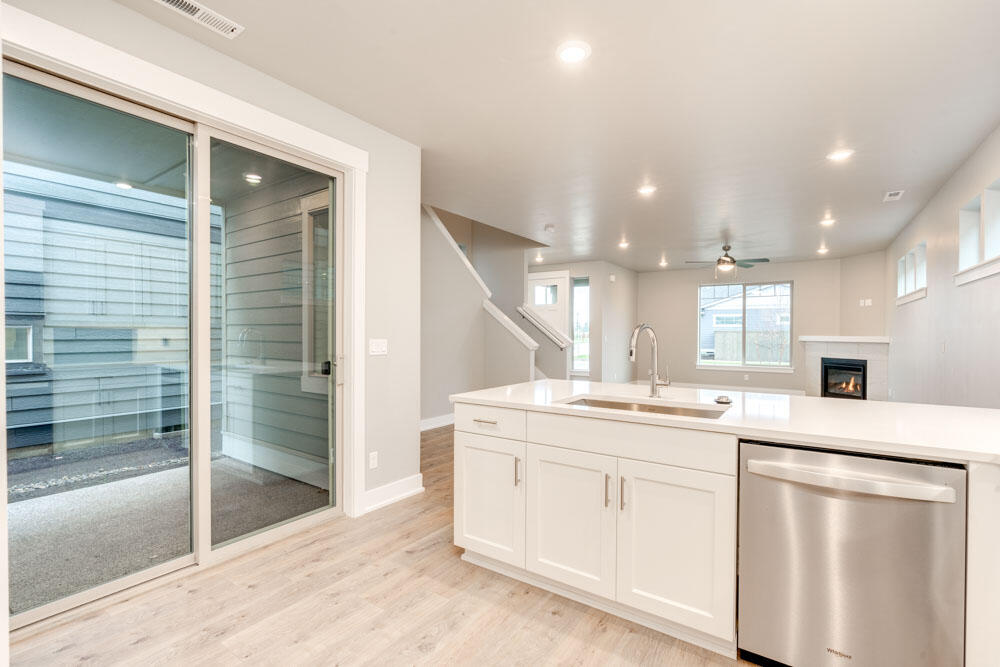 3783 NE Petrosa Avenue