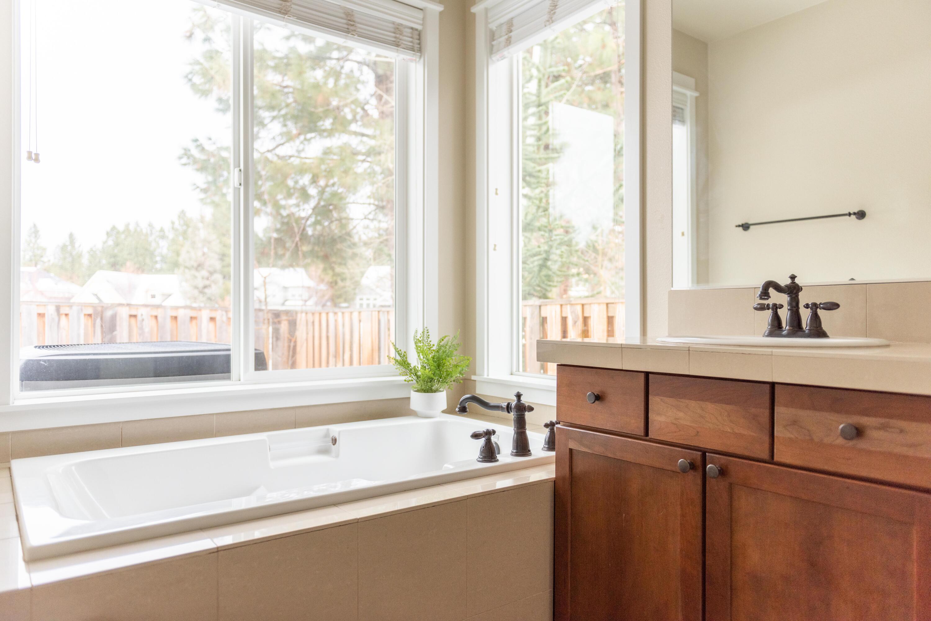 19766 Thimbleberry Way