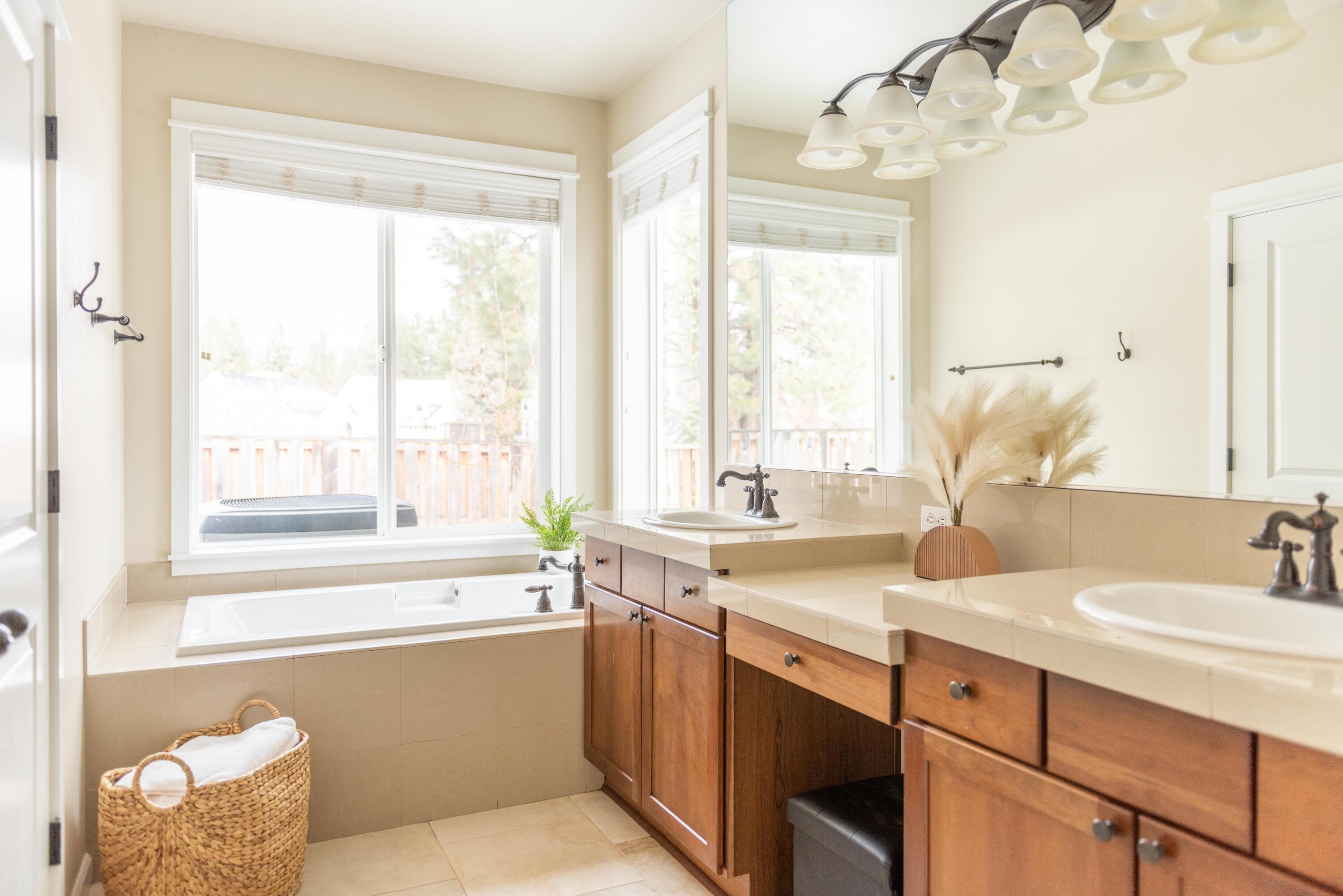 19766 Thimbleberry Way