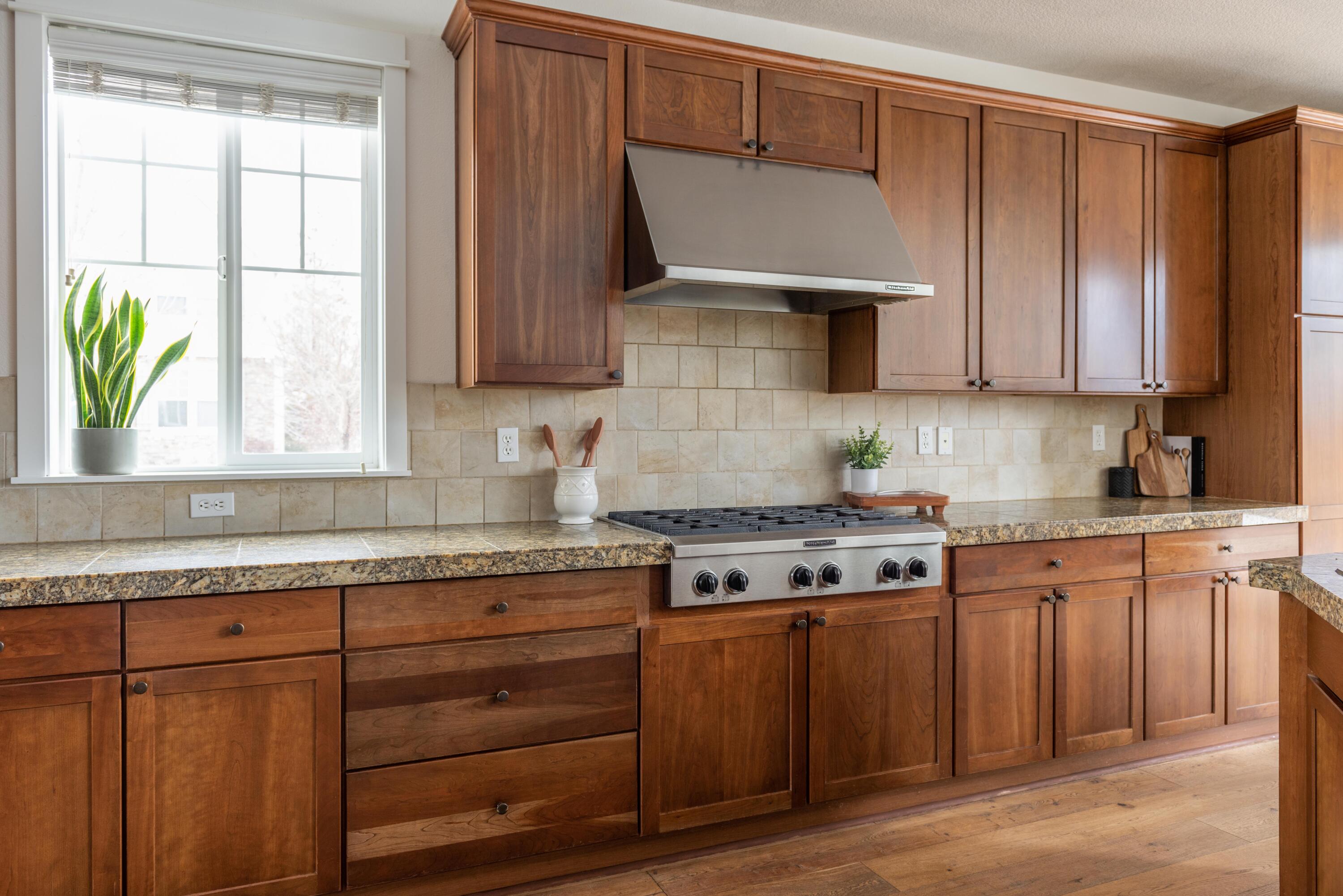 19766 Thimbleberry Way