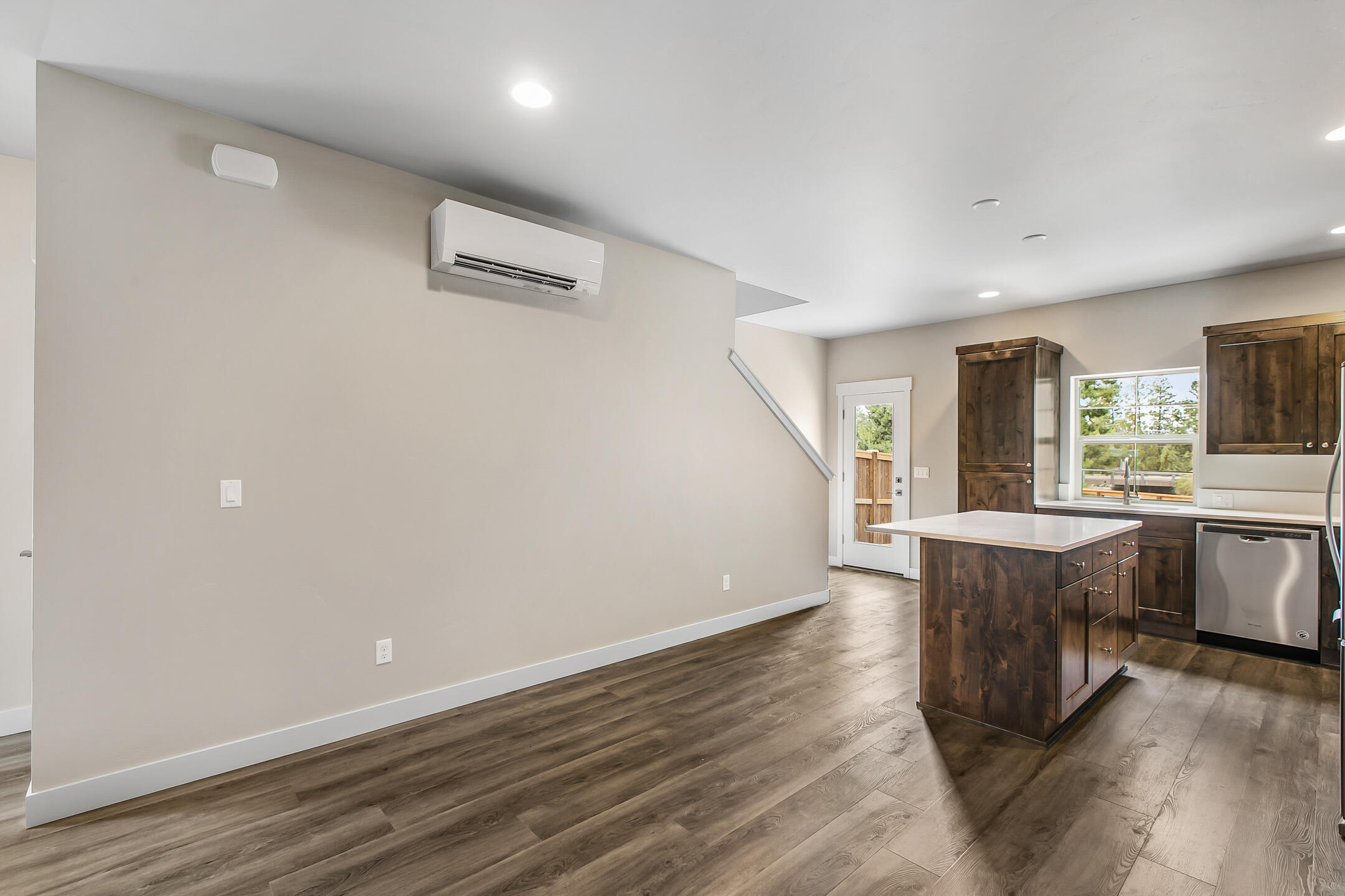 61552 SE Lucia Street