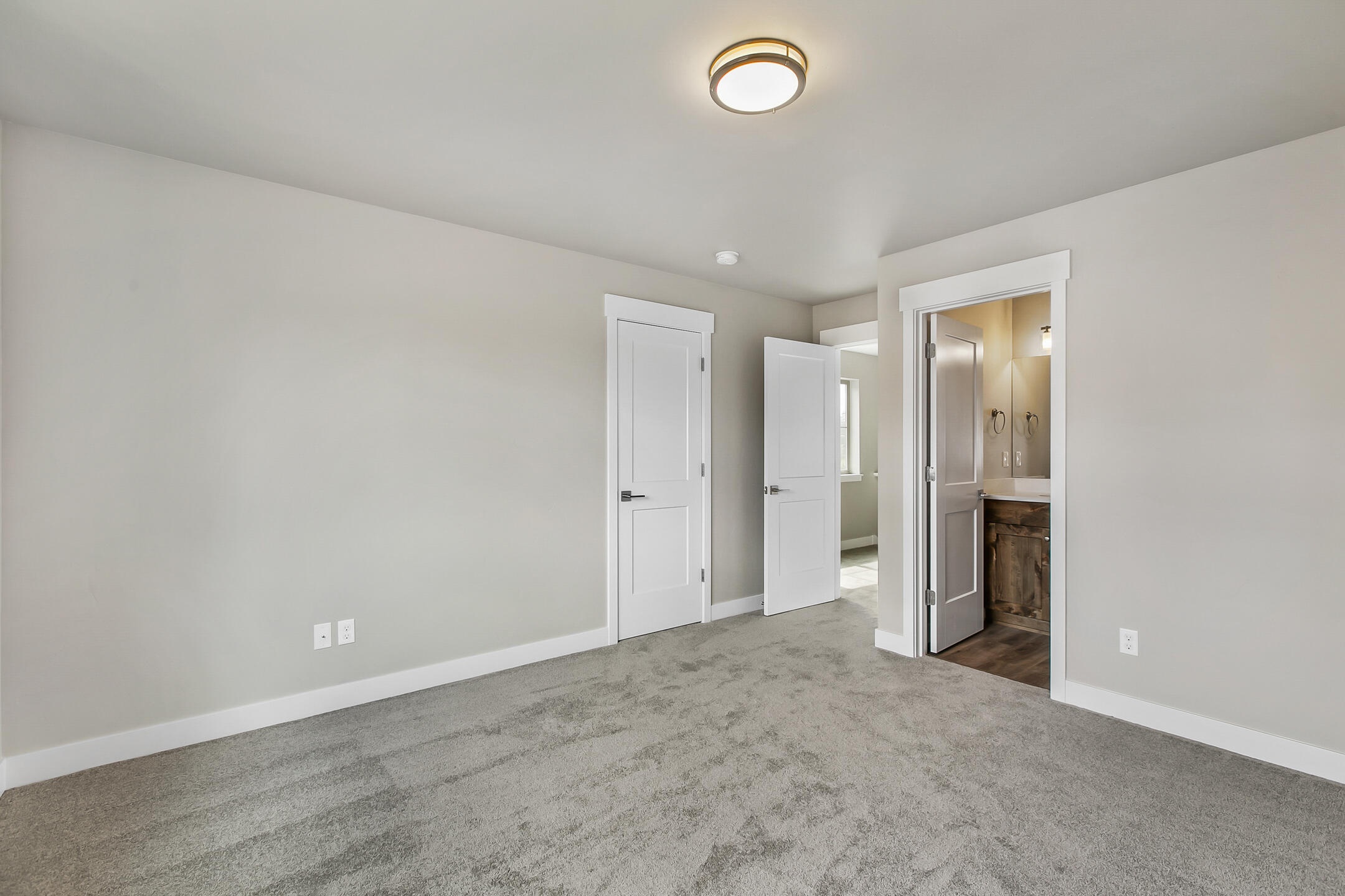 61552 SE Lucia Street