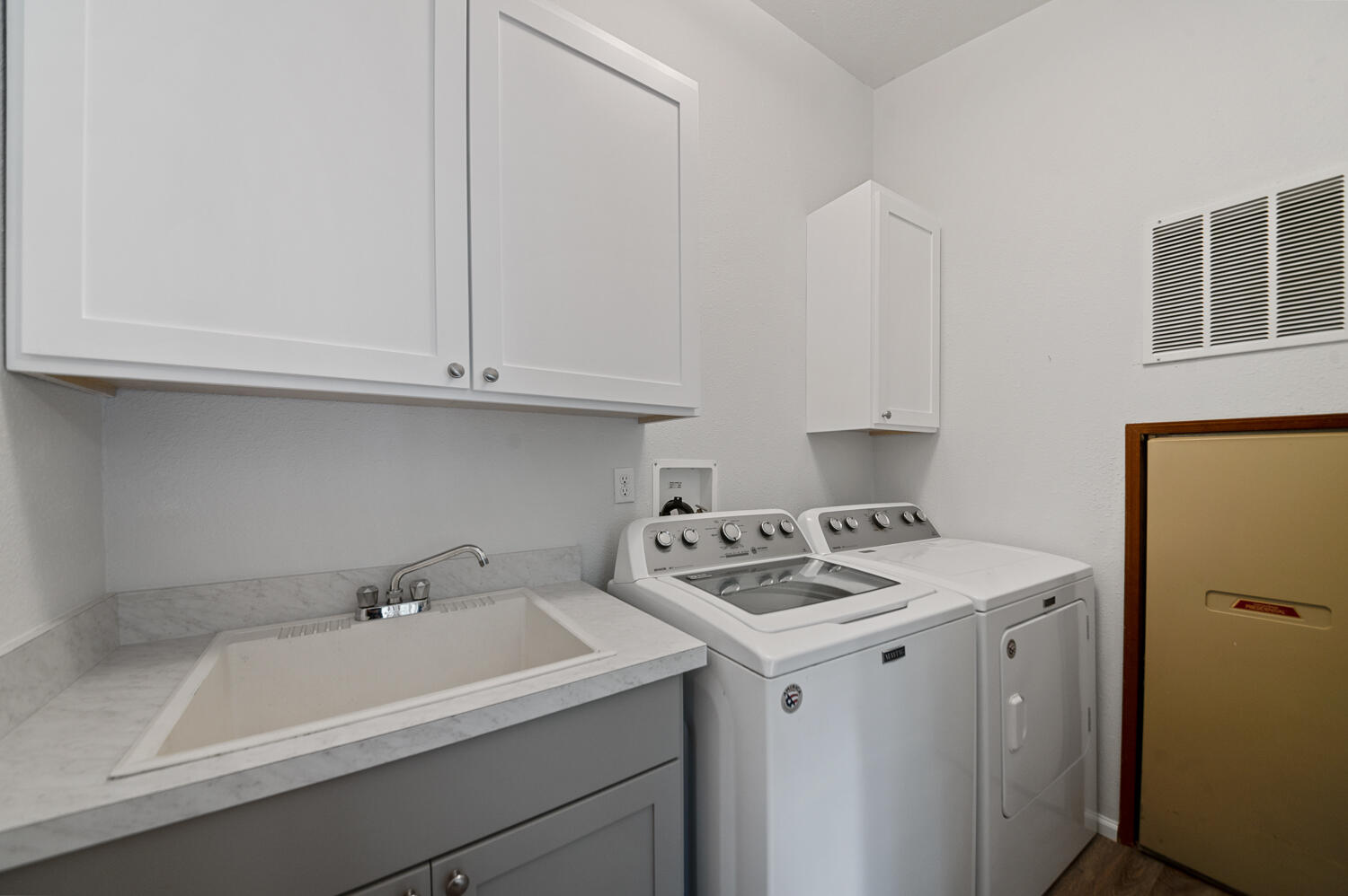 16213 Hawks Lair Road