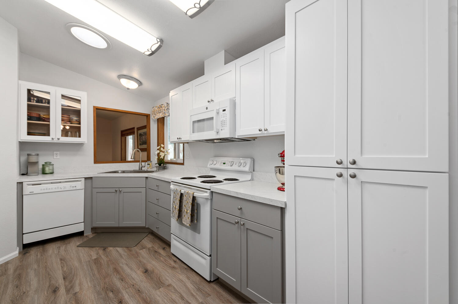 16213 Hawks Lair Road