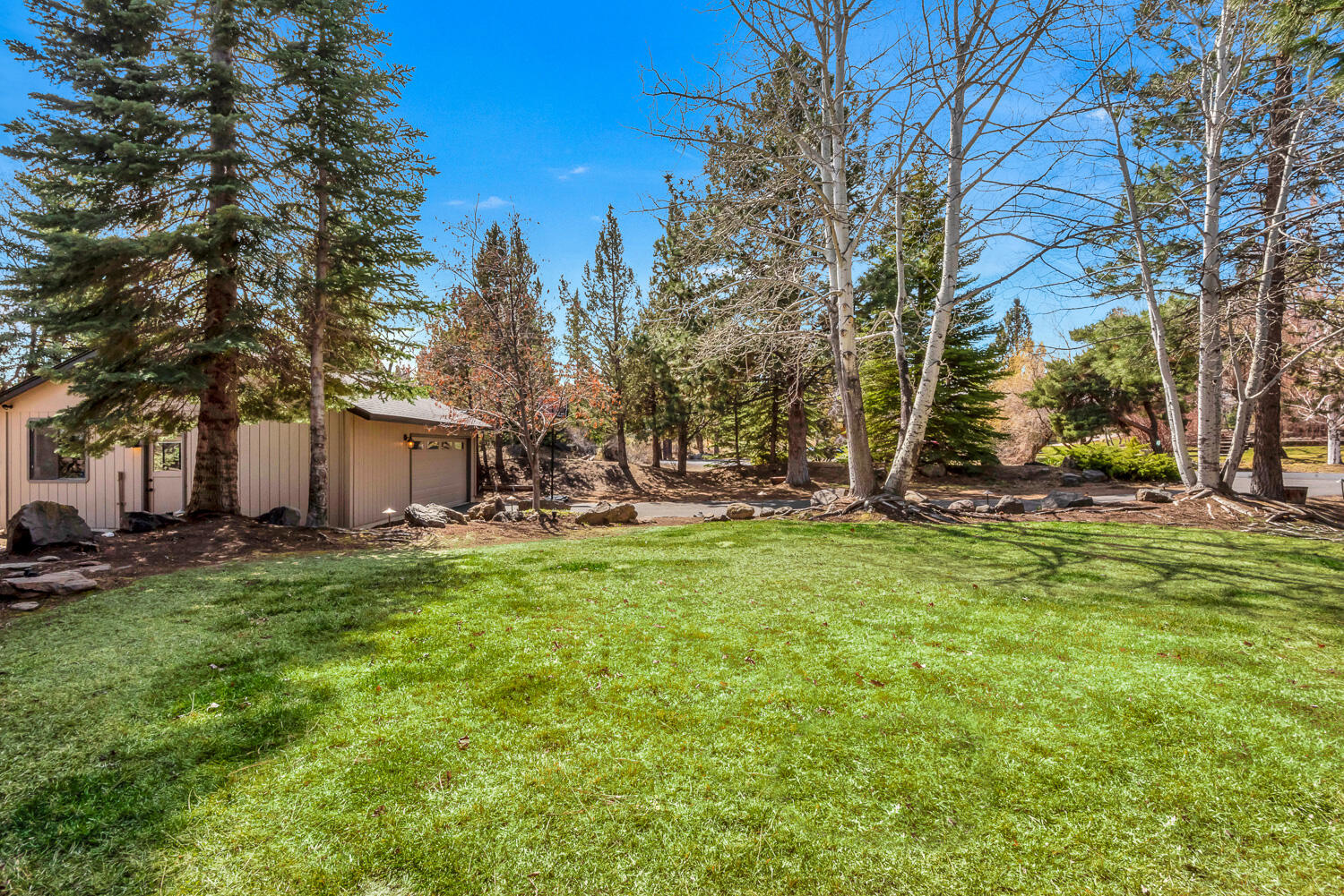 64174 Tumalo Rim Drive