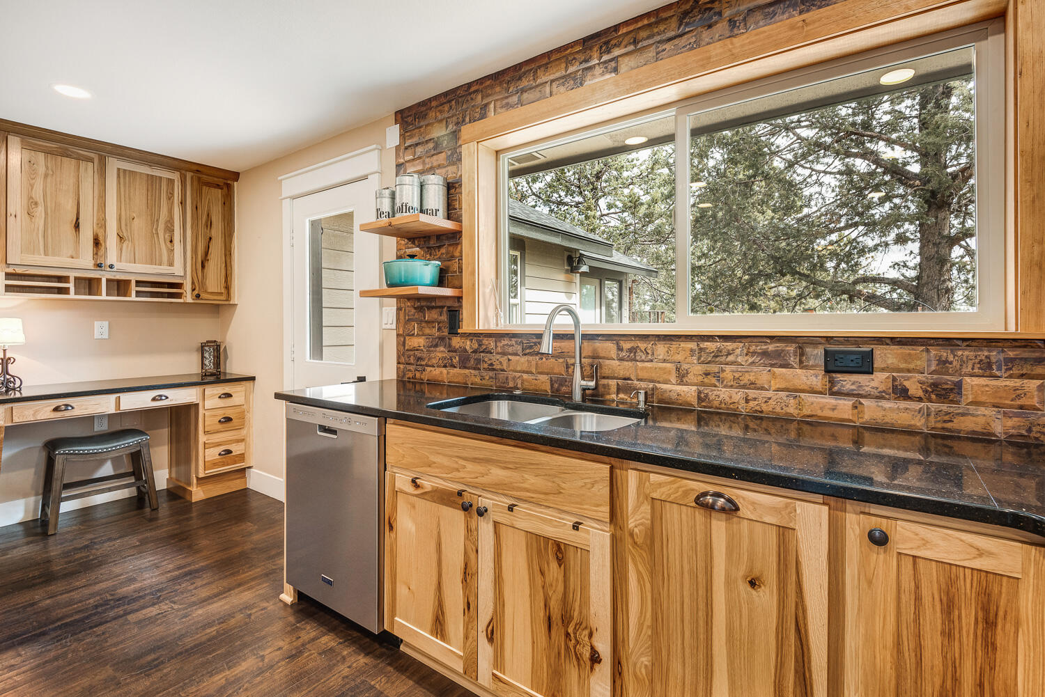 64174 Tumalo Rim Drive