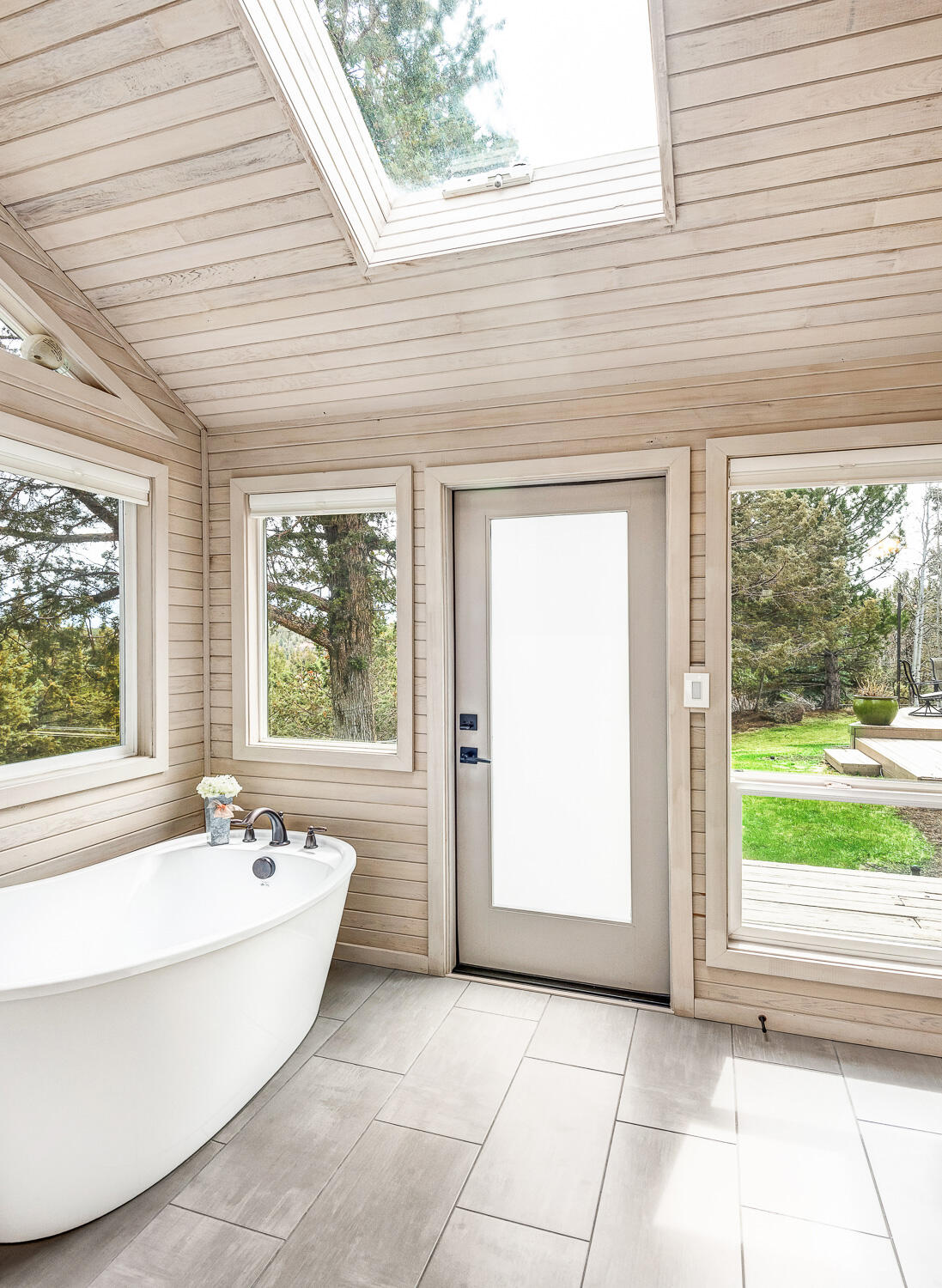 64174 Tumalo Rim Drive