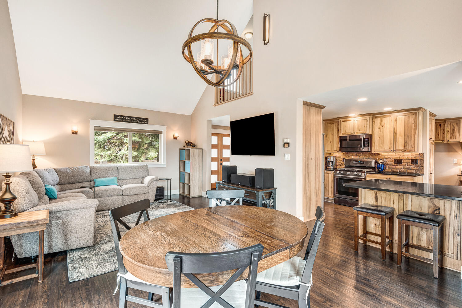 64174 Tumalo Rim Drive