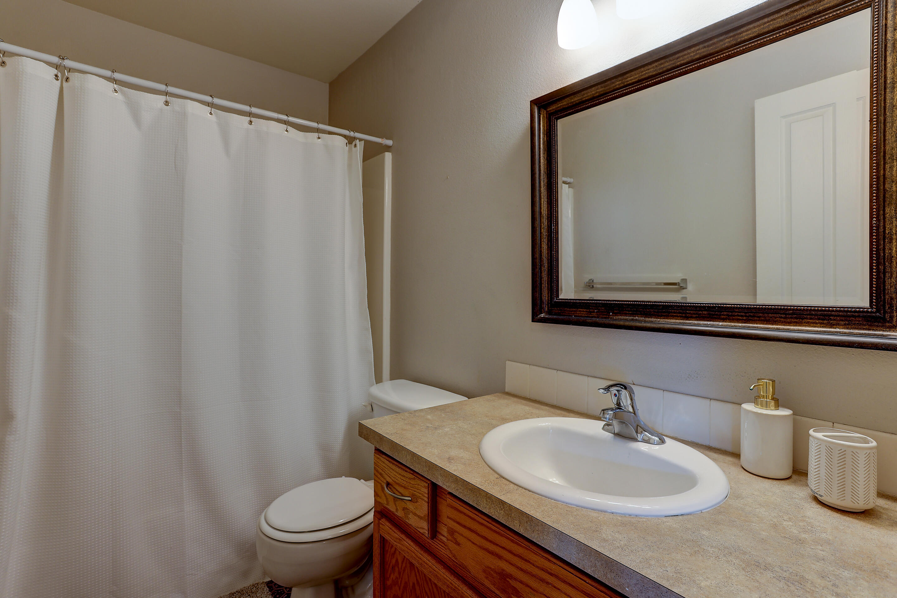 2875 SW Deschutes Drive