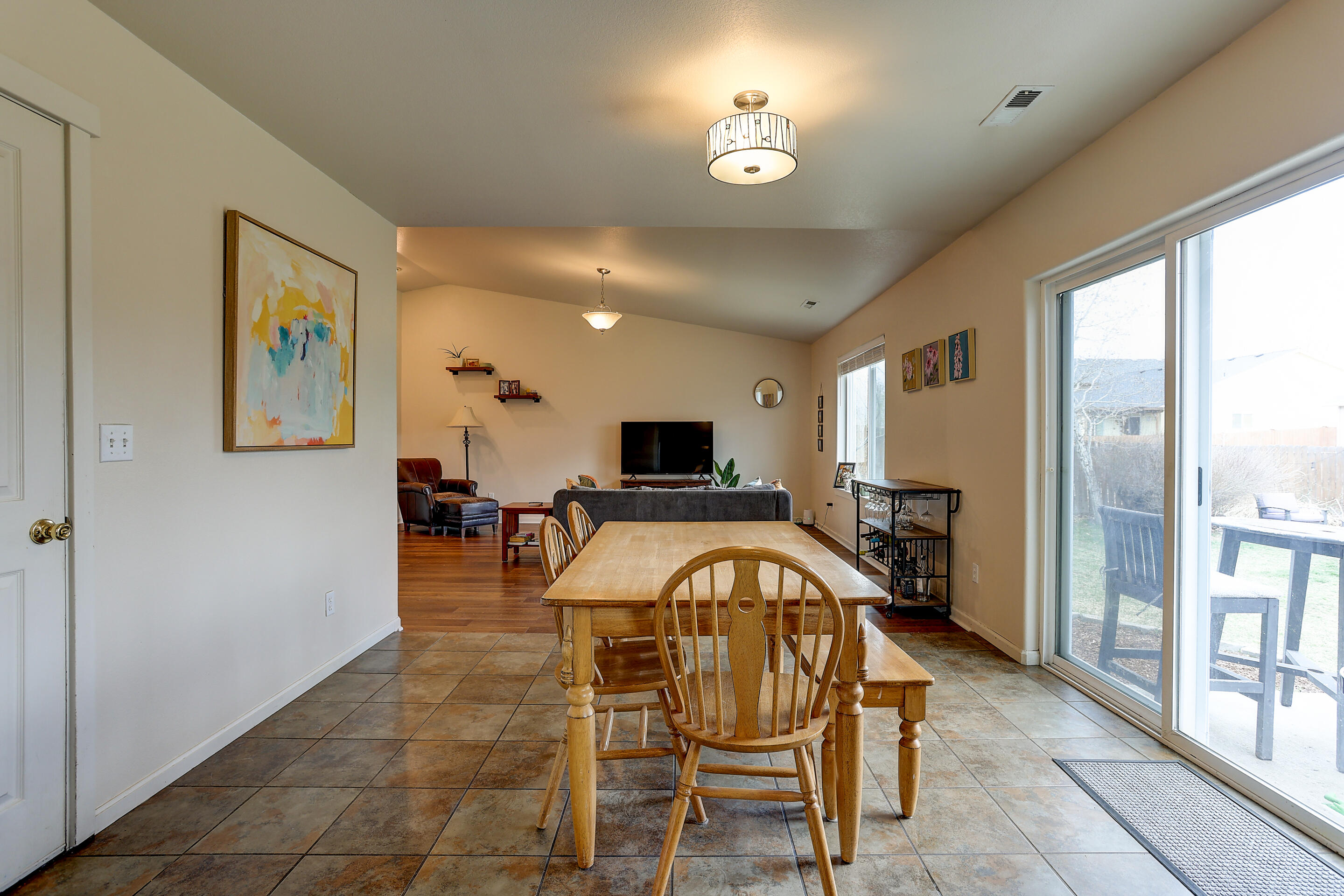 2875 SW Deschutes Drive