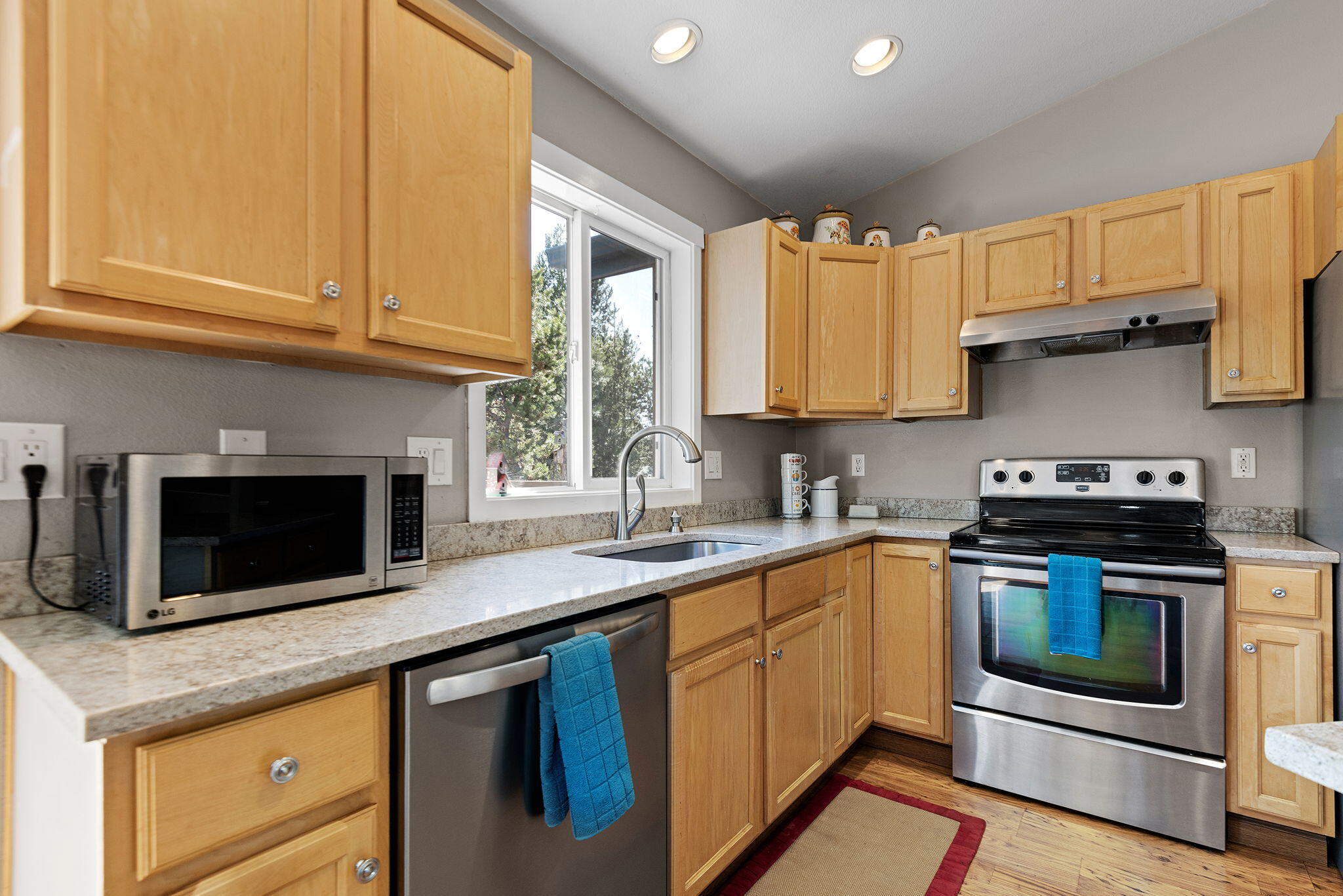 17247 Kingfisher Drive