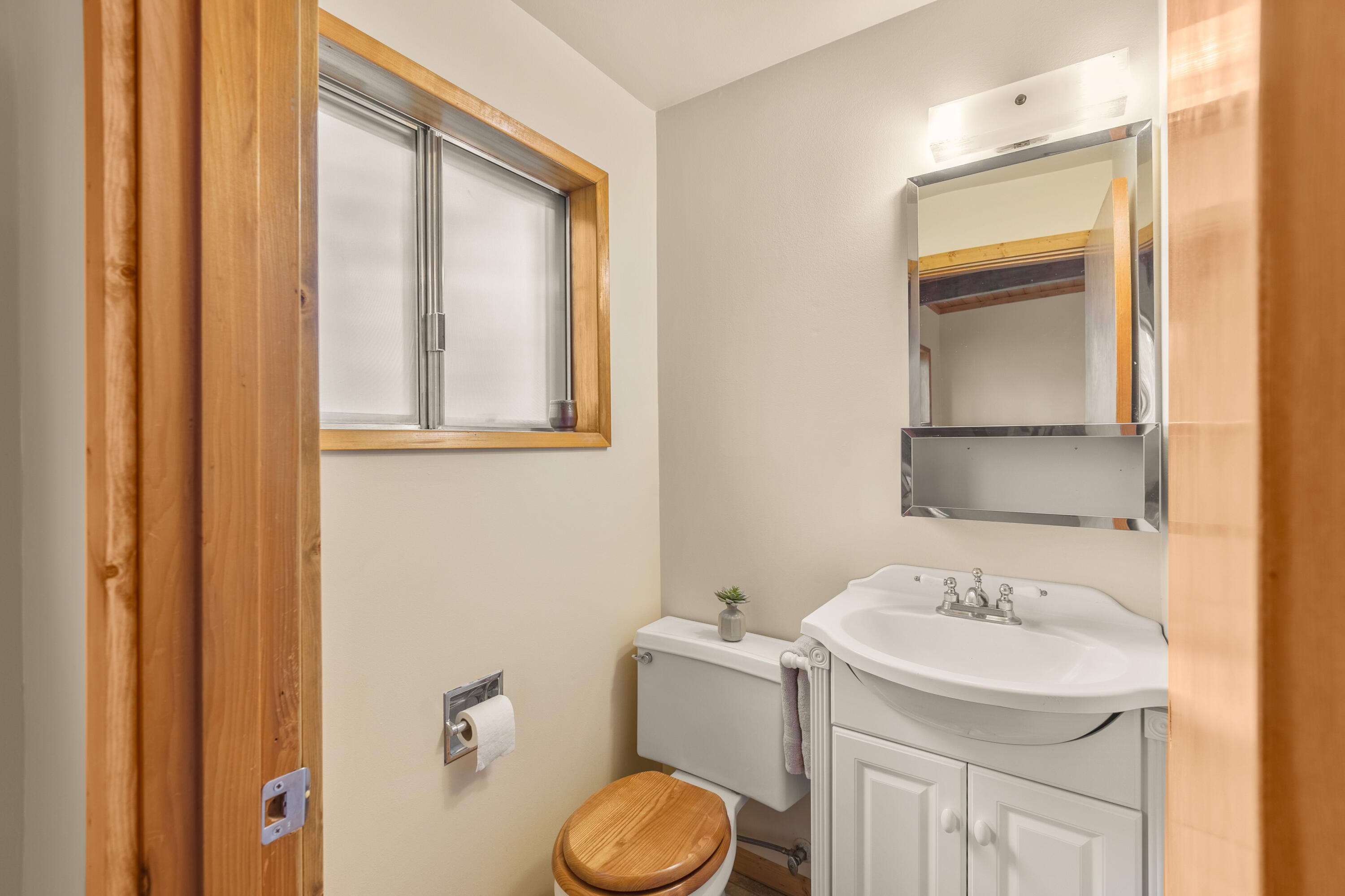 64540 Riverview Avenue