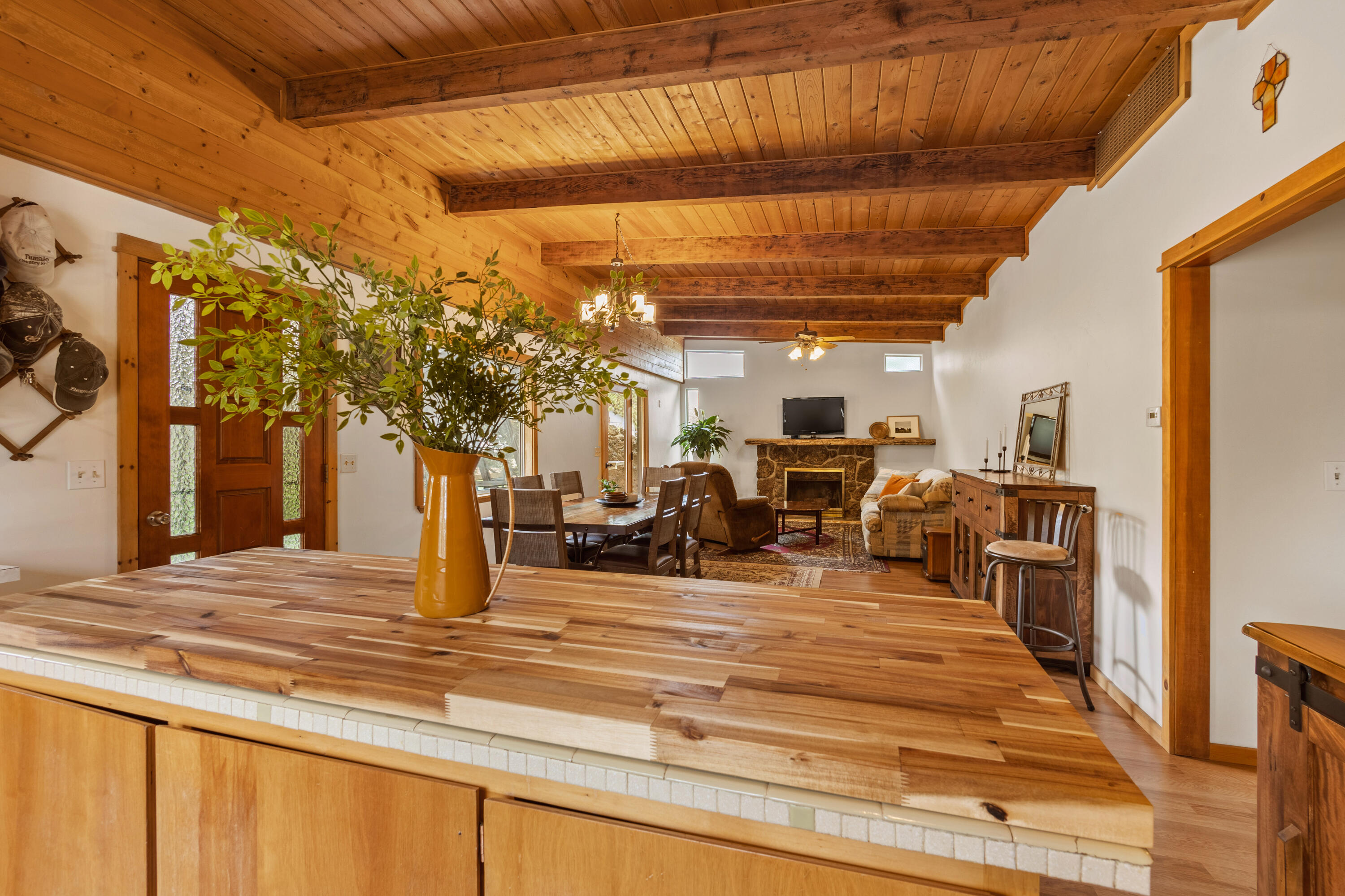 64540 Riverview Avenue