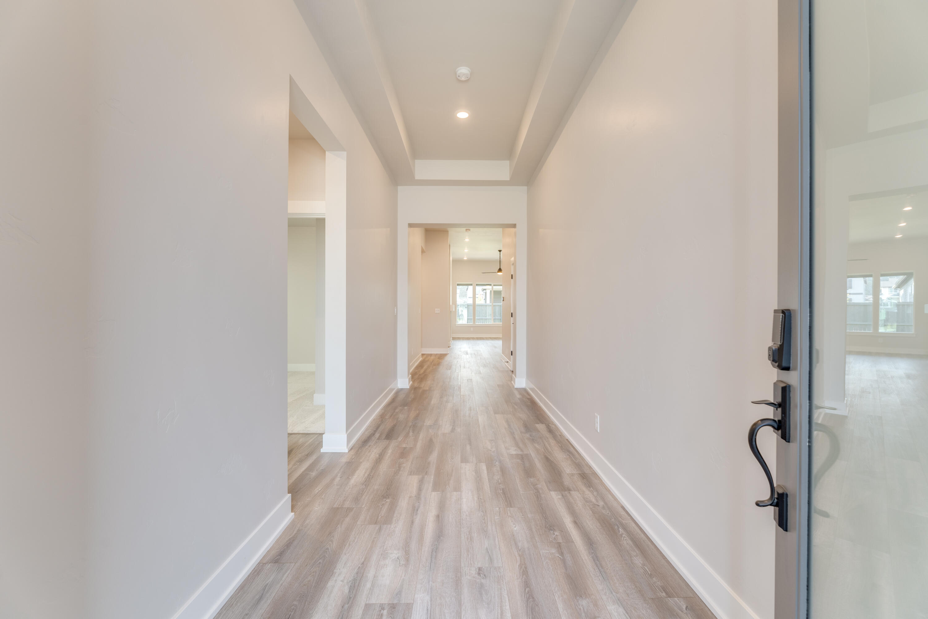 3037 NE Nipper Drive