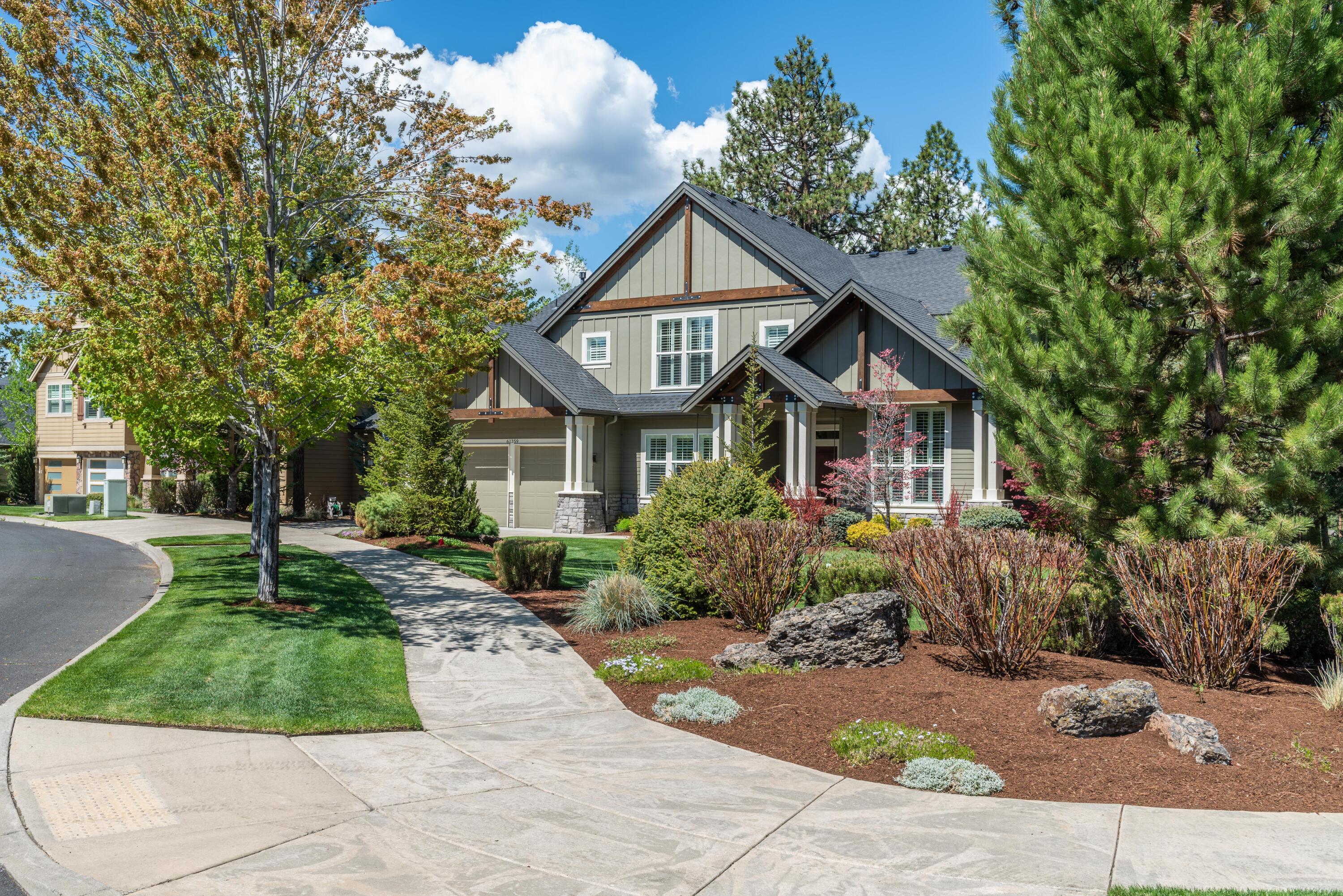 61359 Gorge View Street