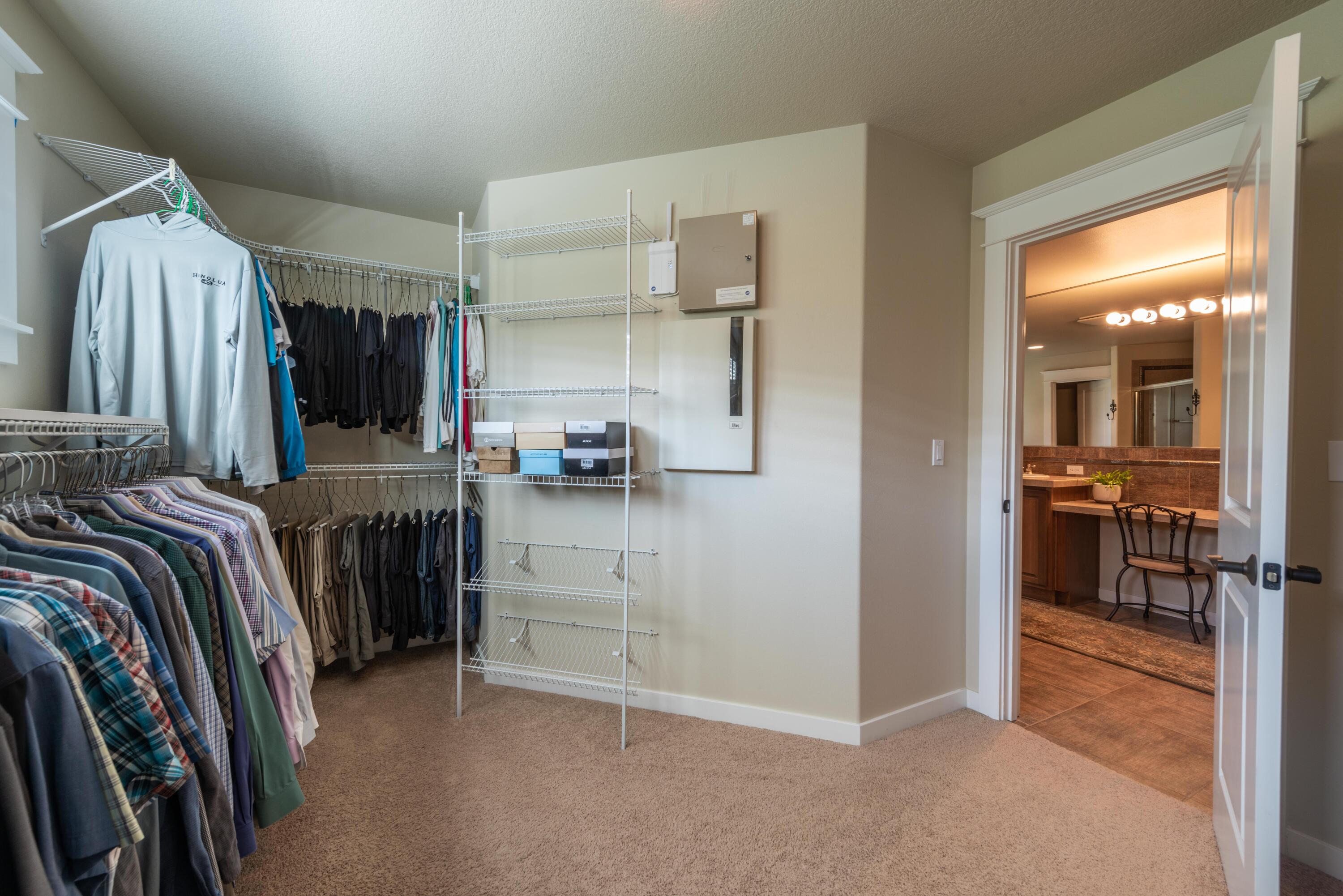 61359 Gorge View Street