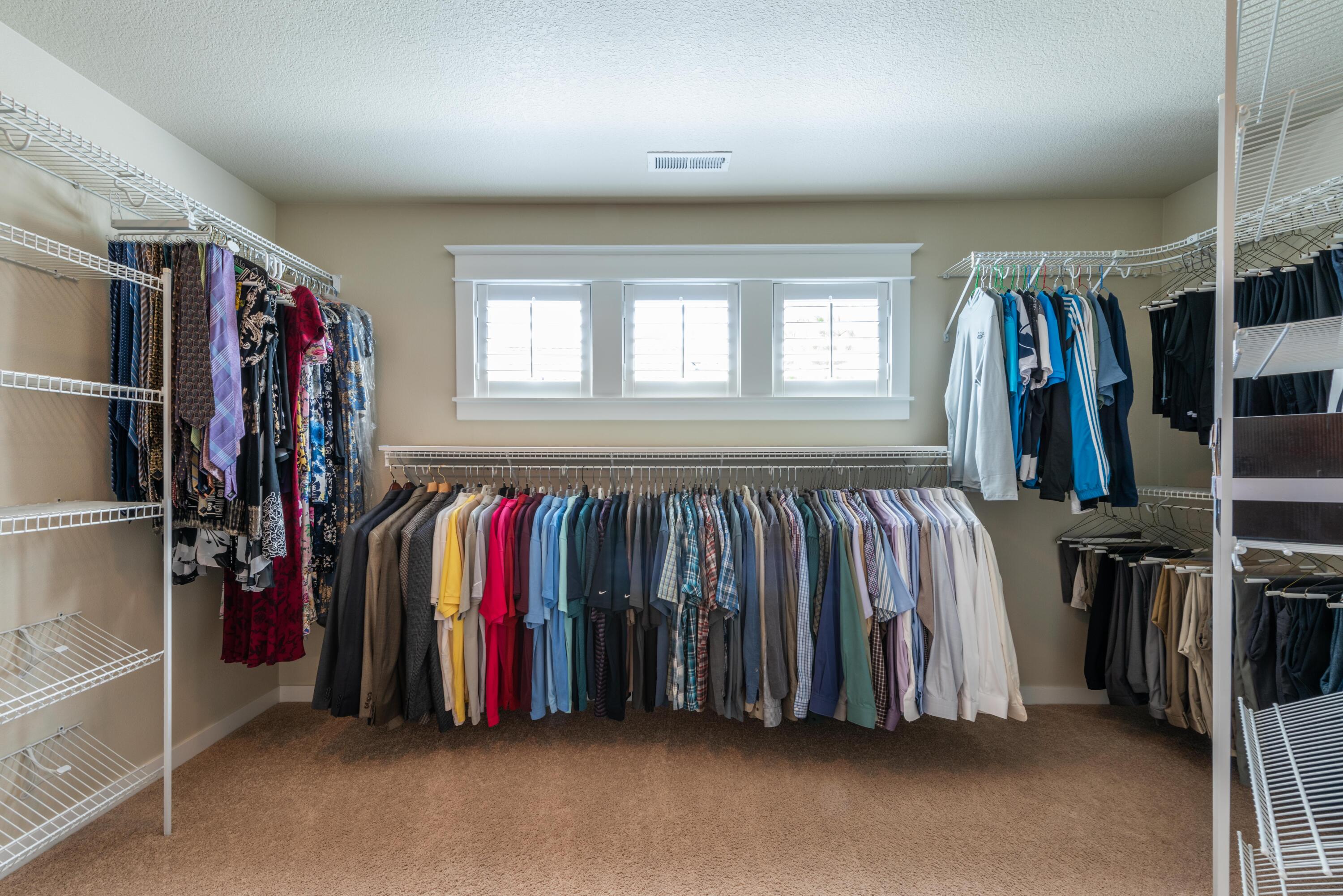 61359 Gorge View Street