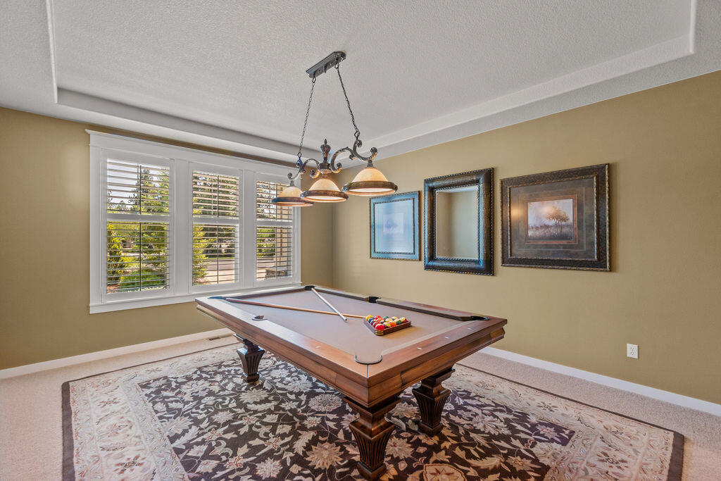 61359 Gorge View Street