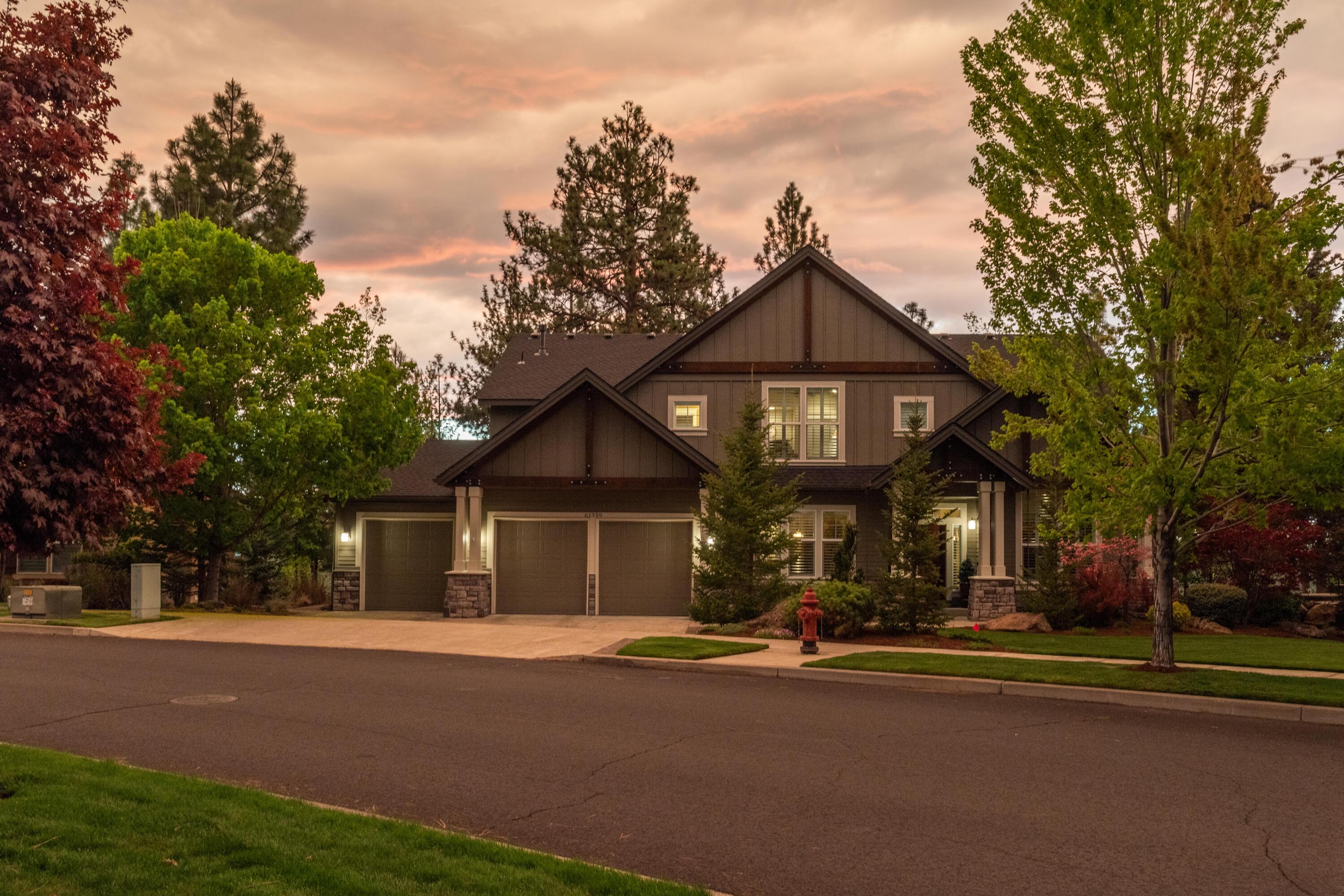 61359 Gorge View Street