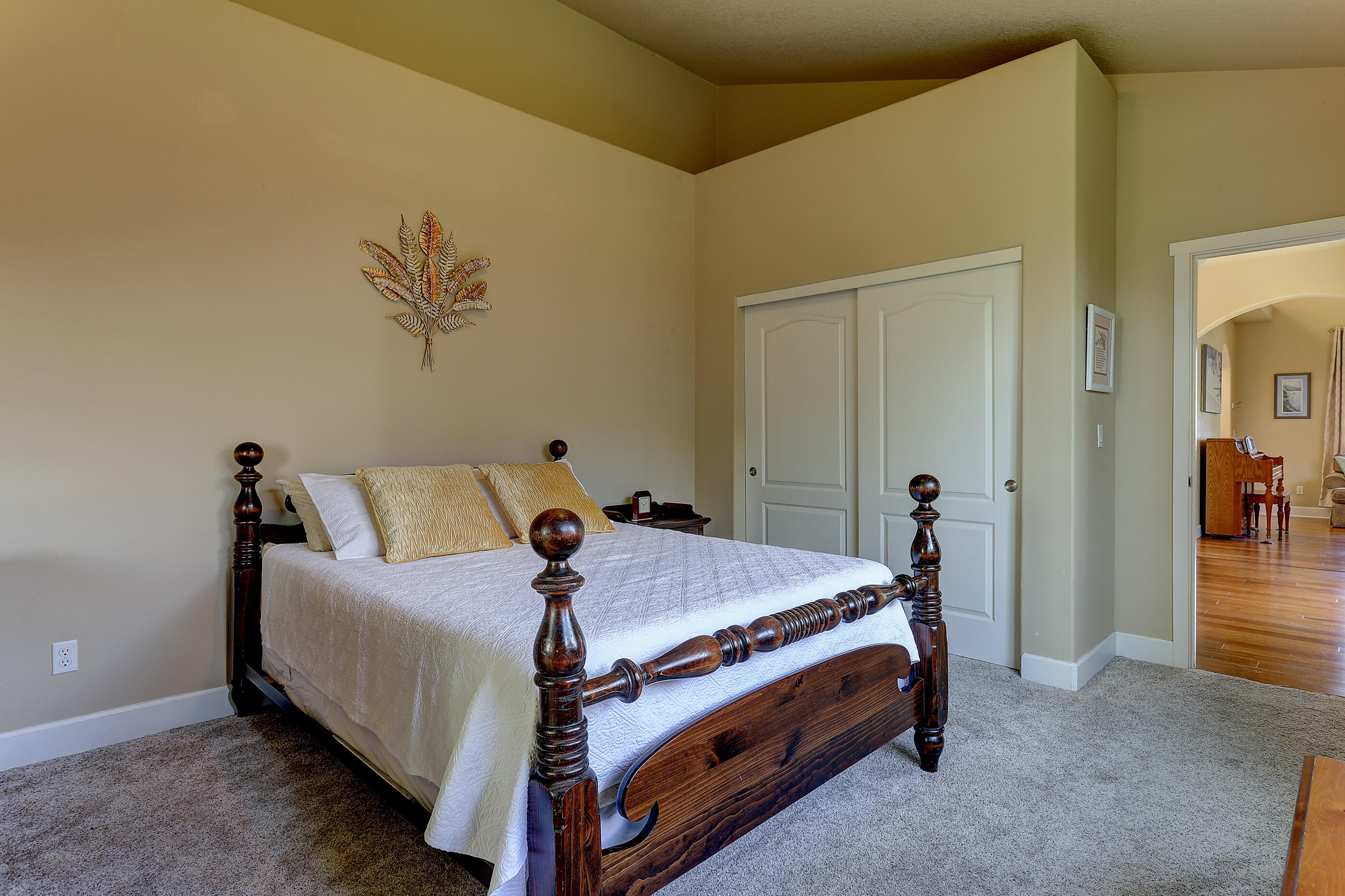 63826 Hunters Circle