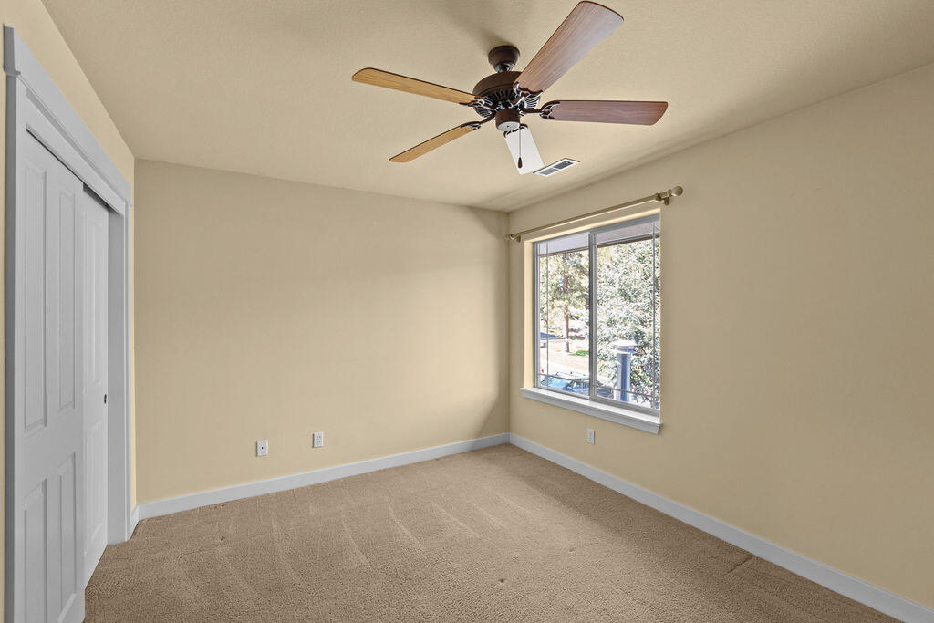 142 NW Outlook Vista Drive