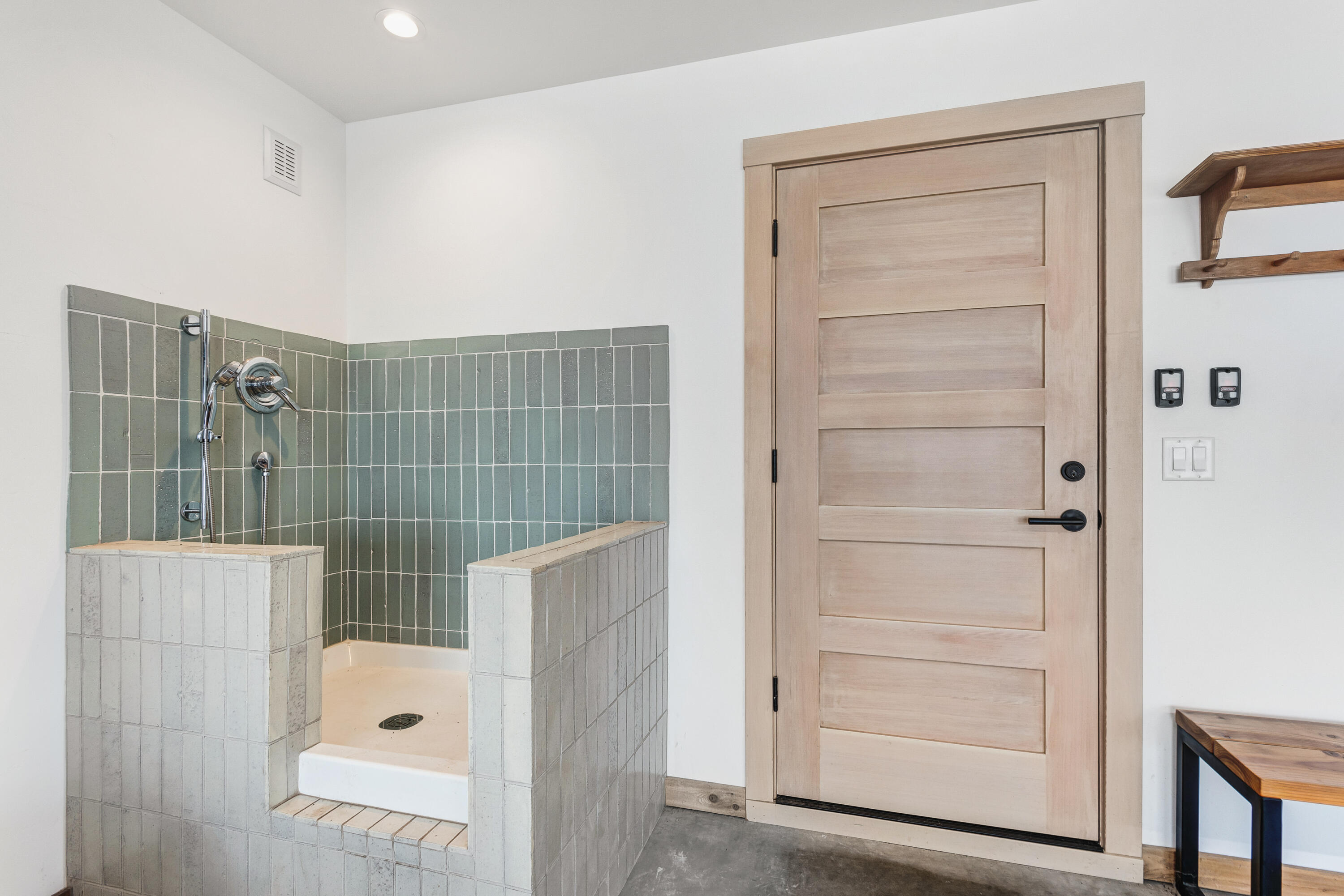 61132 SW Beverly Way