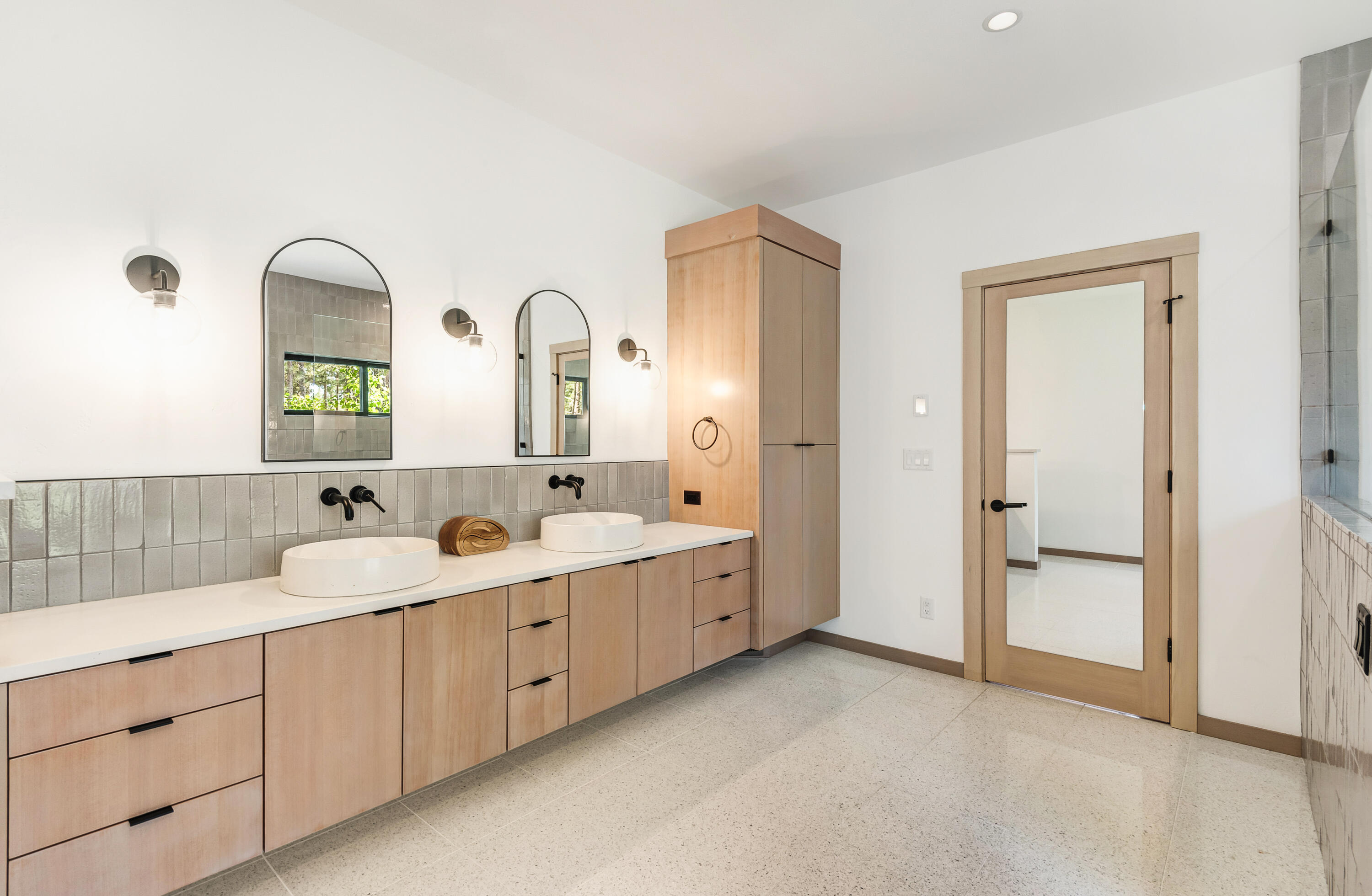 61132 SW Beverly Way