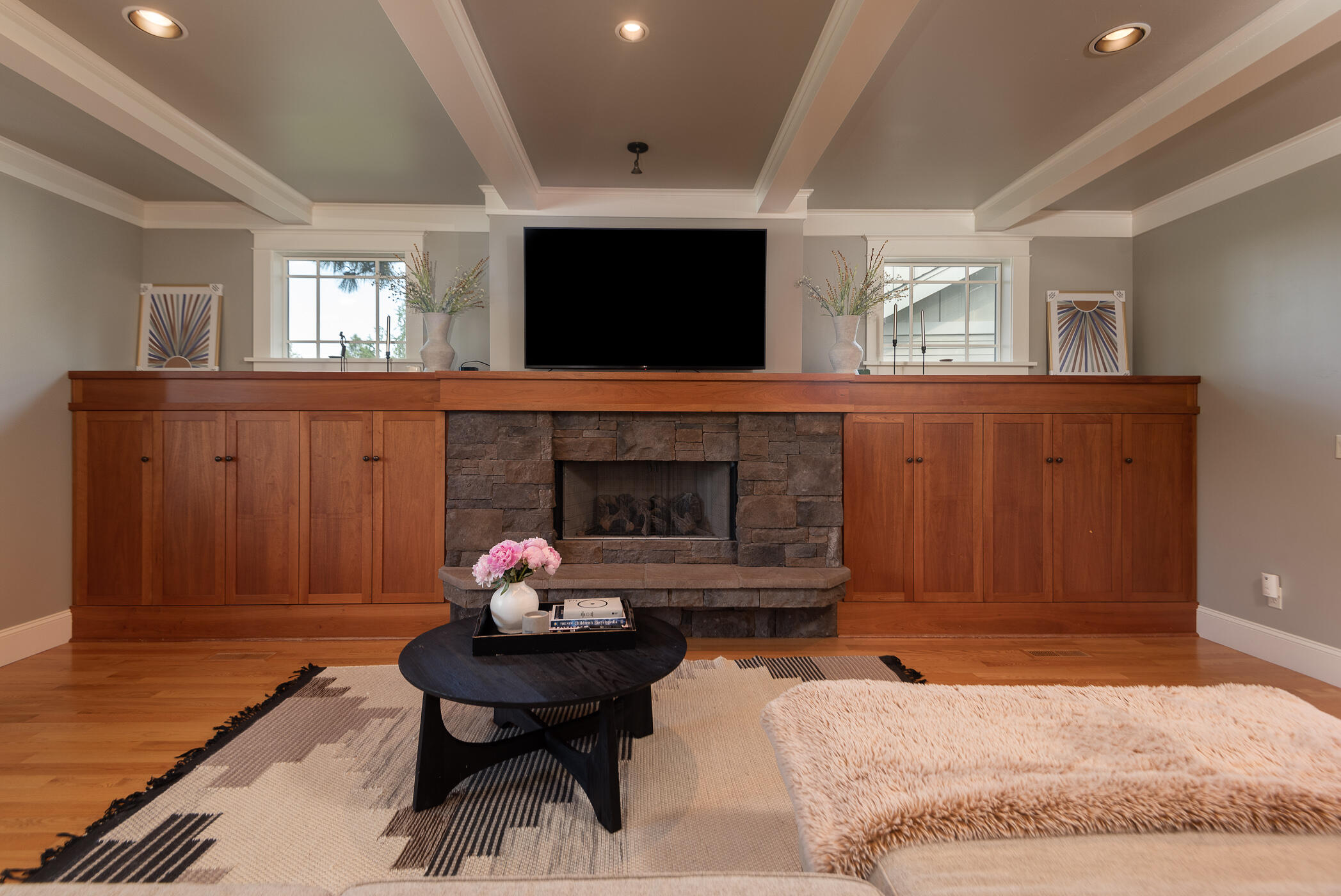 715 NW Yosemite Drive