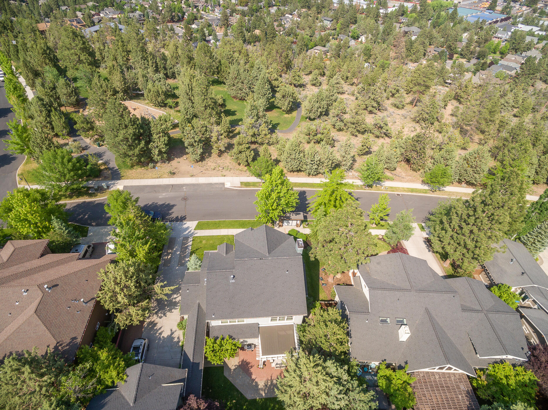 715 NW Yosemite Drive