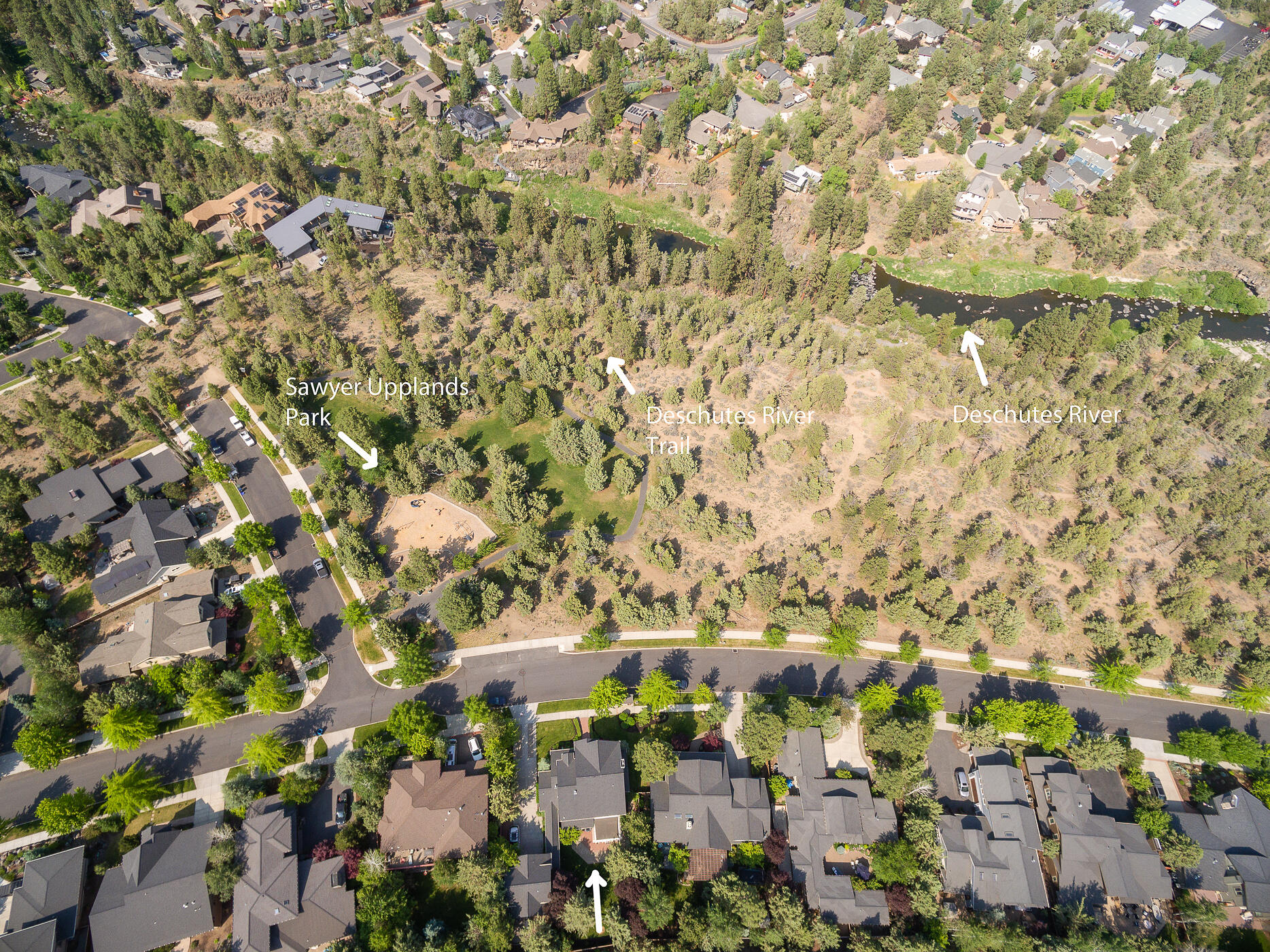 715 NW Yosemite Drive