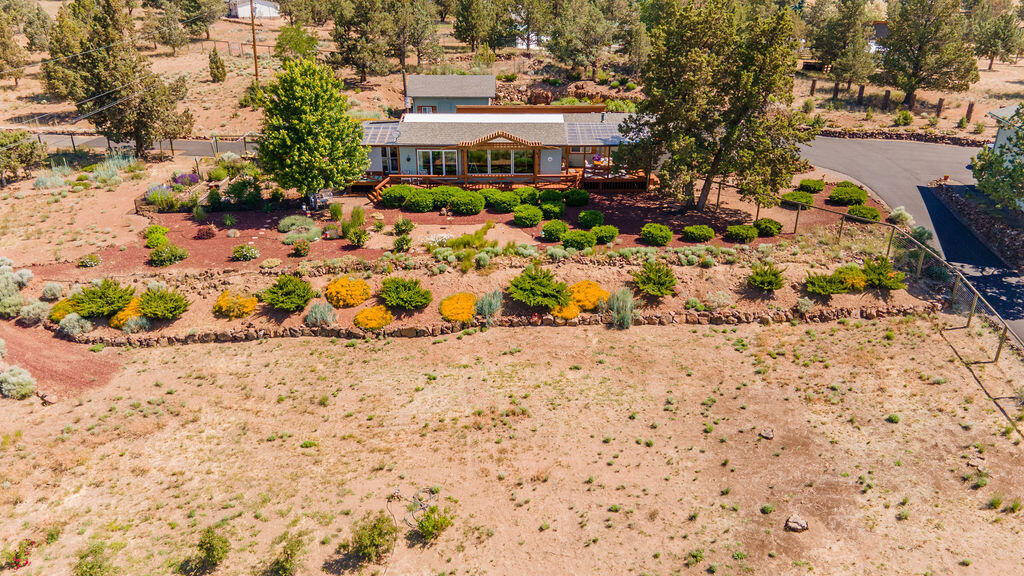 8550 SW Basalt Drive