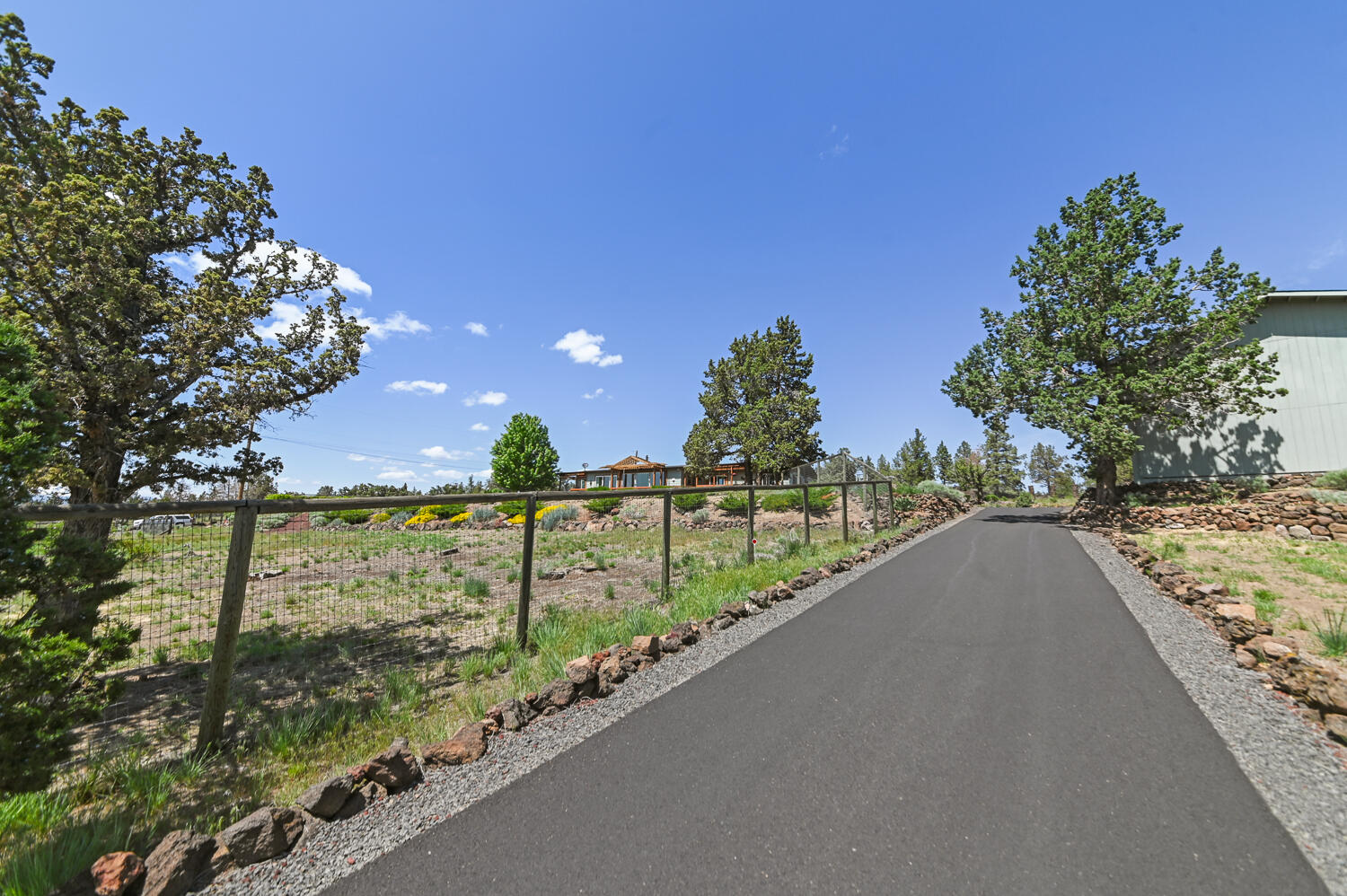 8550 SW Basalt Drive