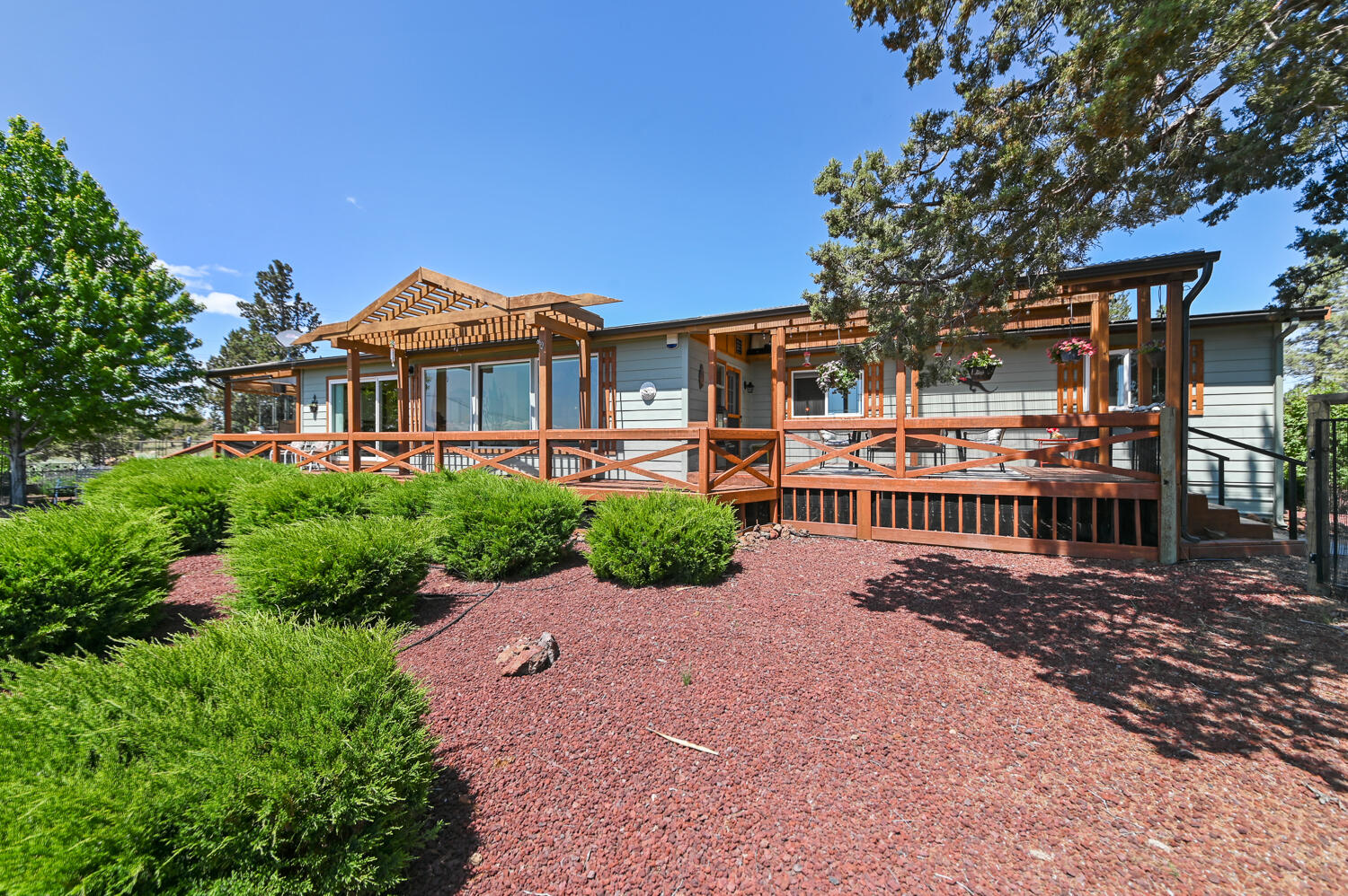 8550 SW Basalt Drive