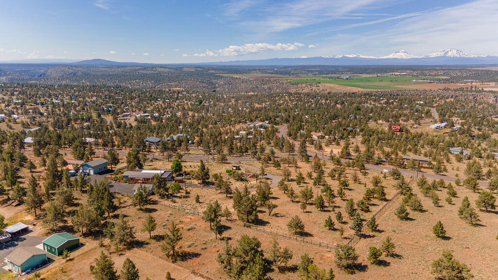 8550 SW Basalt Drive